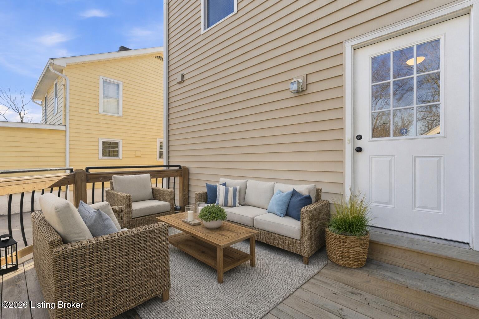 7809 New La Grange Rd