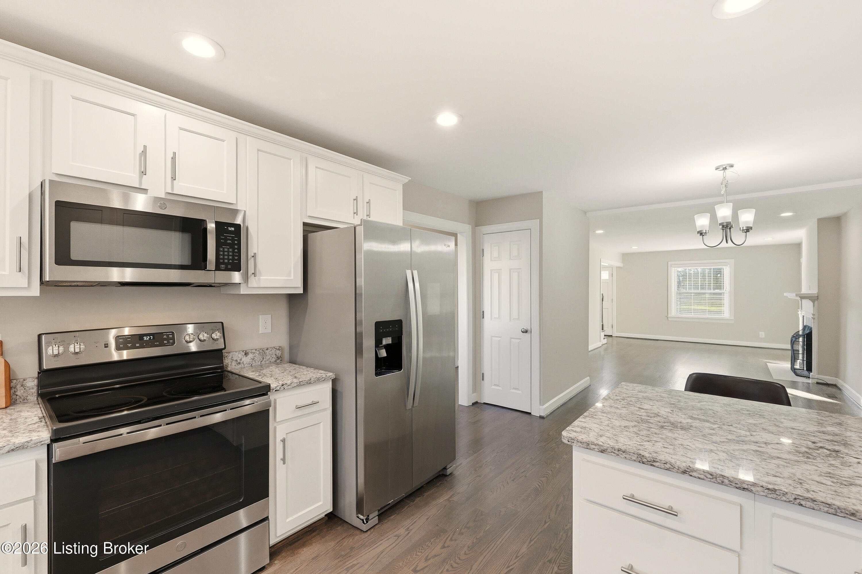 7809 New La Grange Rd