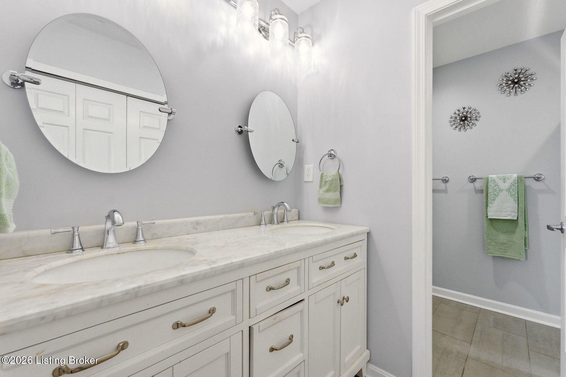 3030 Breckenridge Ln 324