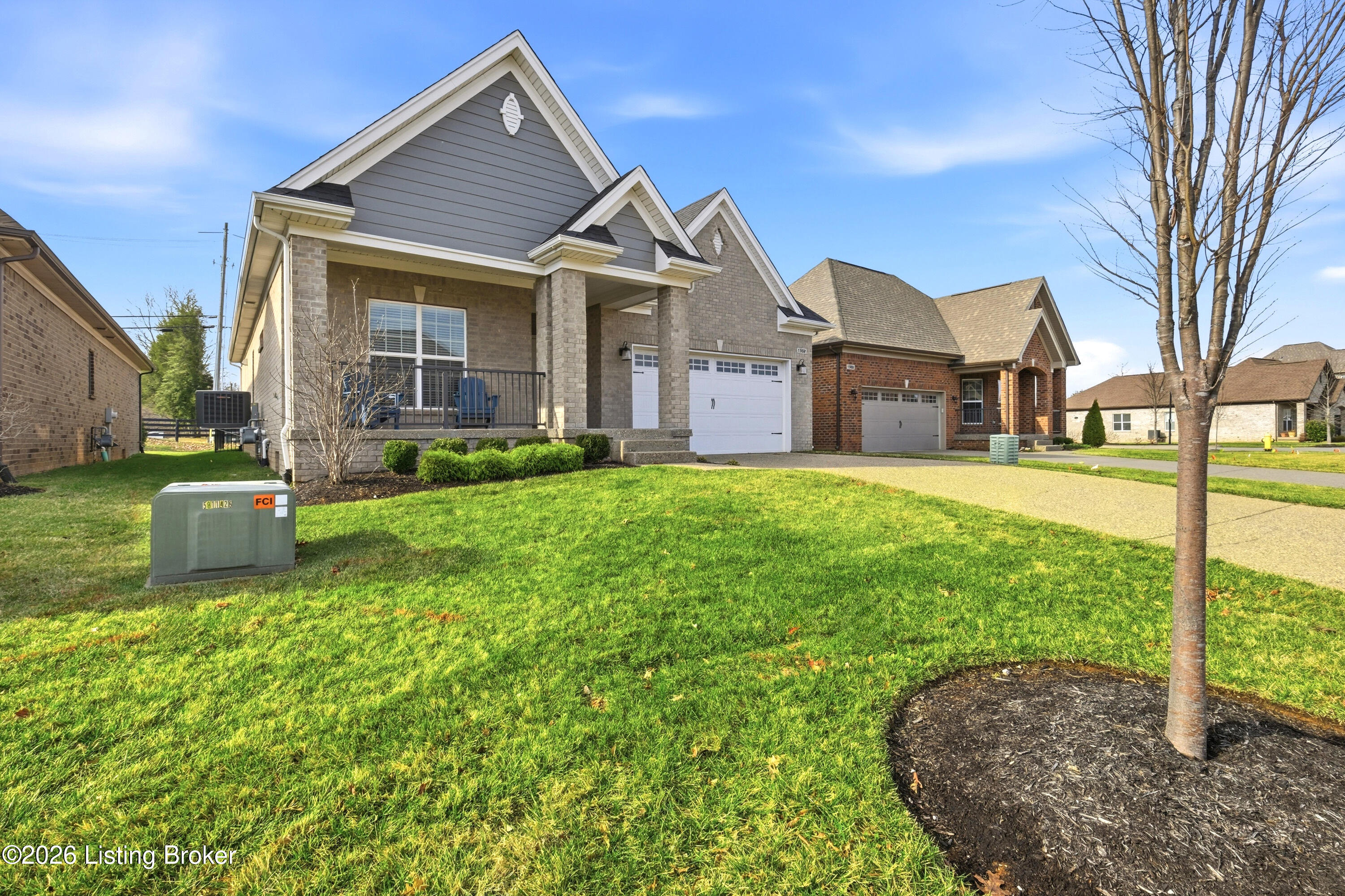 1302 Conservatory Ln