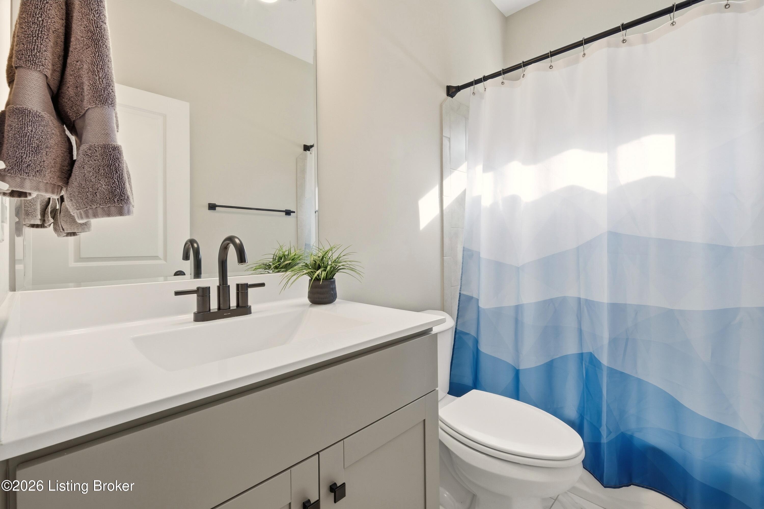 1302 Conservatory Ln