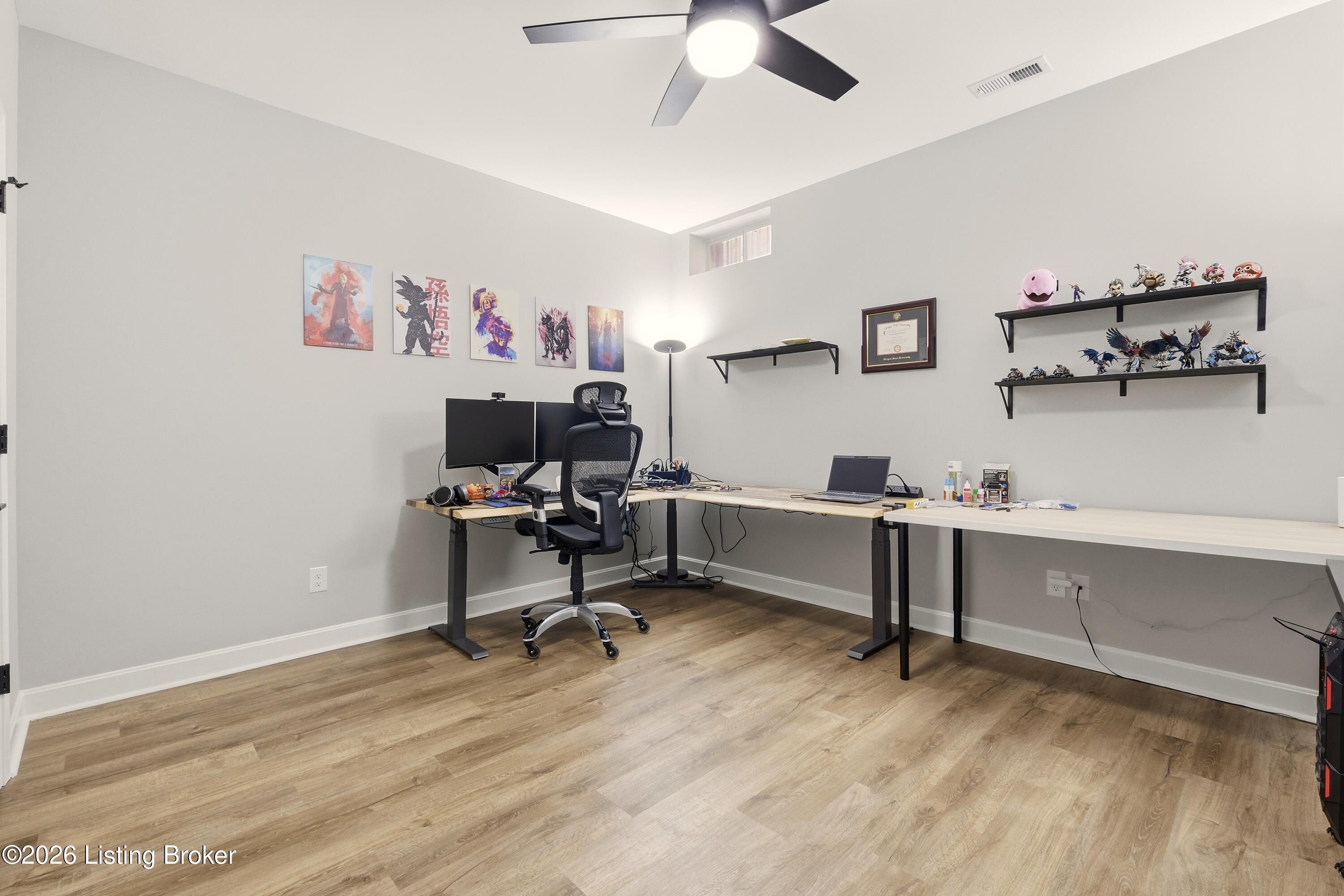 1302 Conservatory Ln