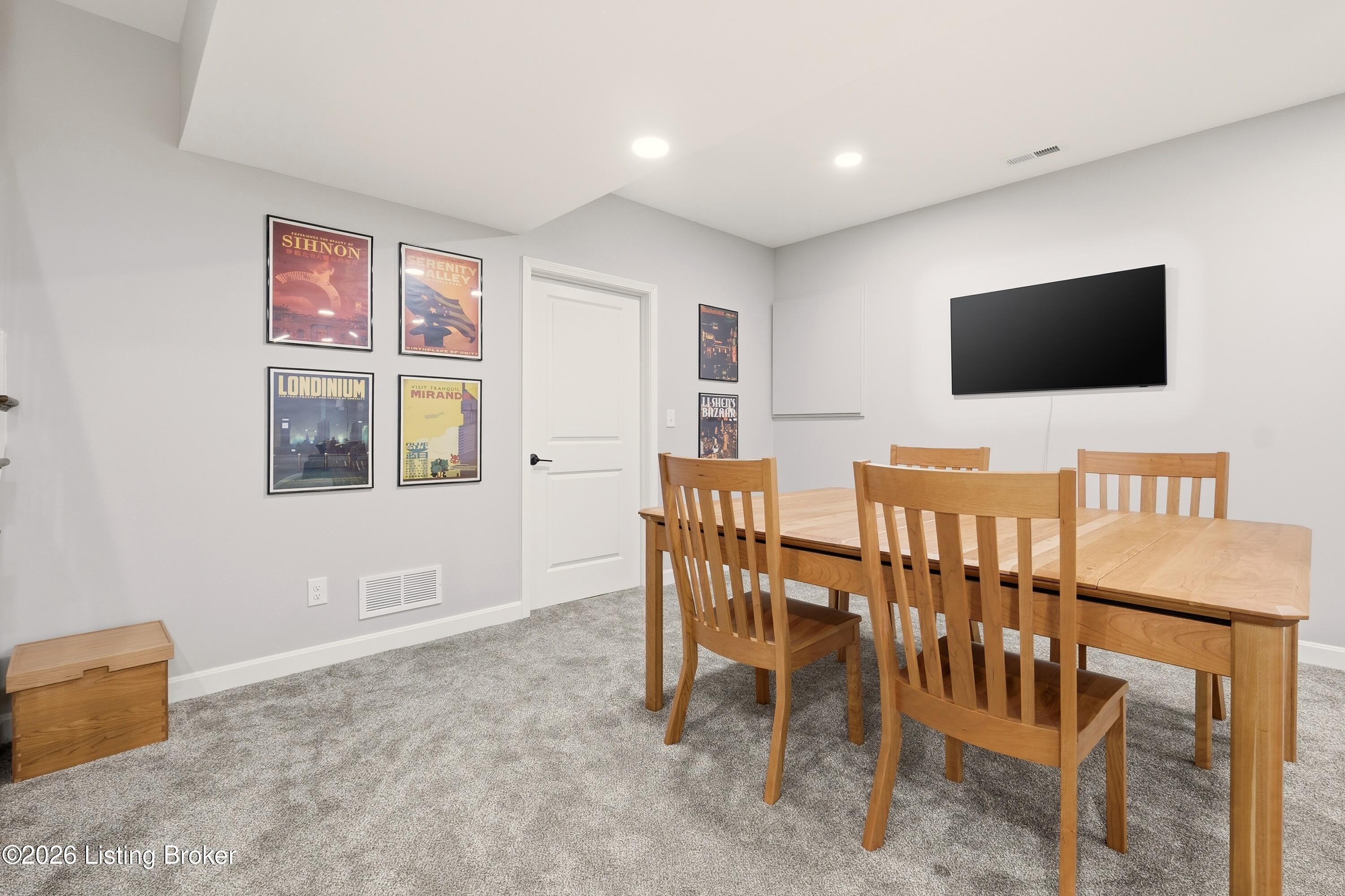 1302 Conservatory Ln