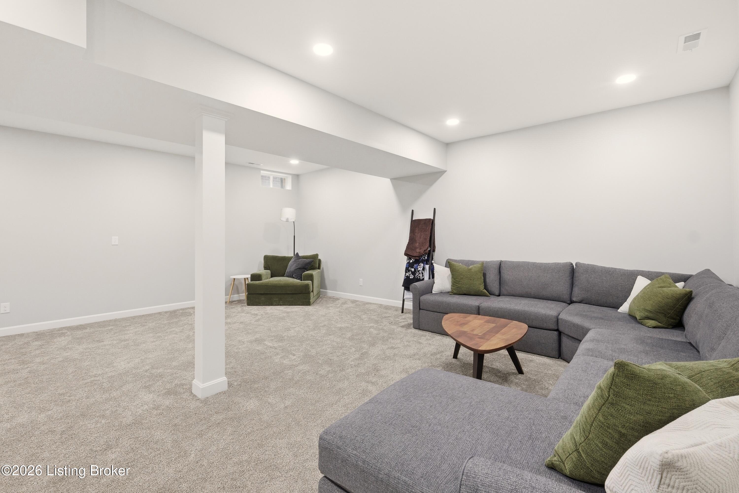 1302 Conservatory Ln