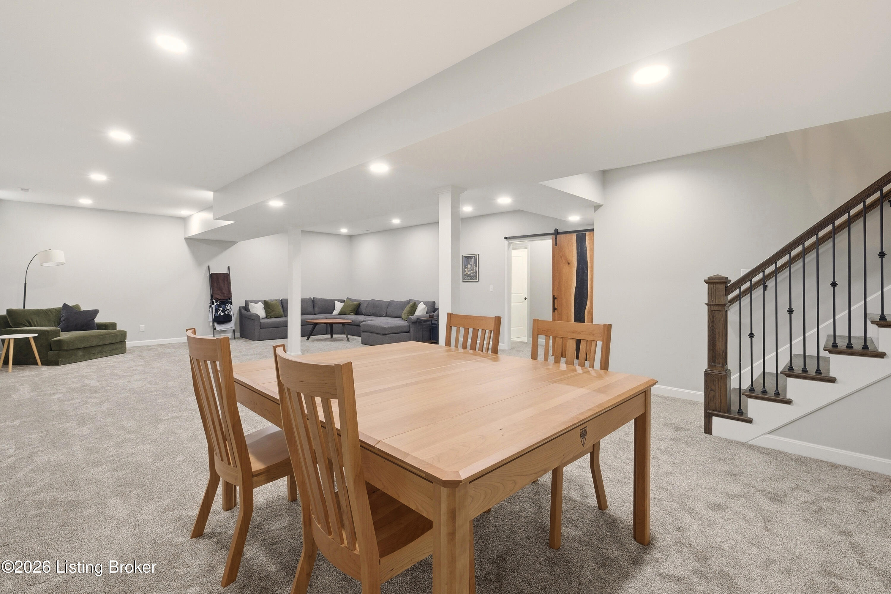 1302 Conservatory Ln