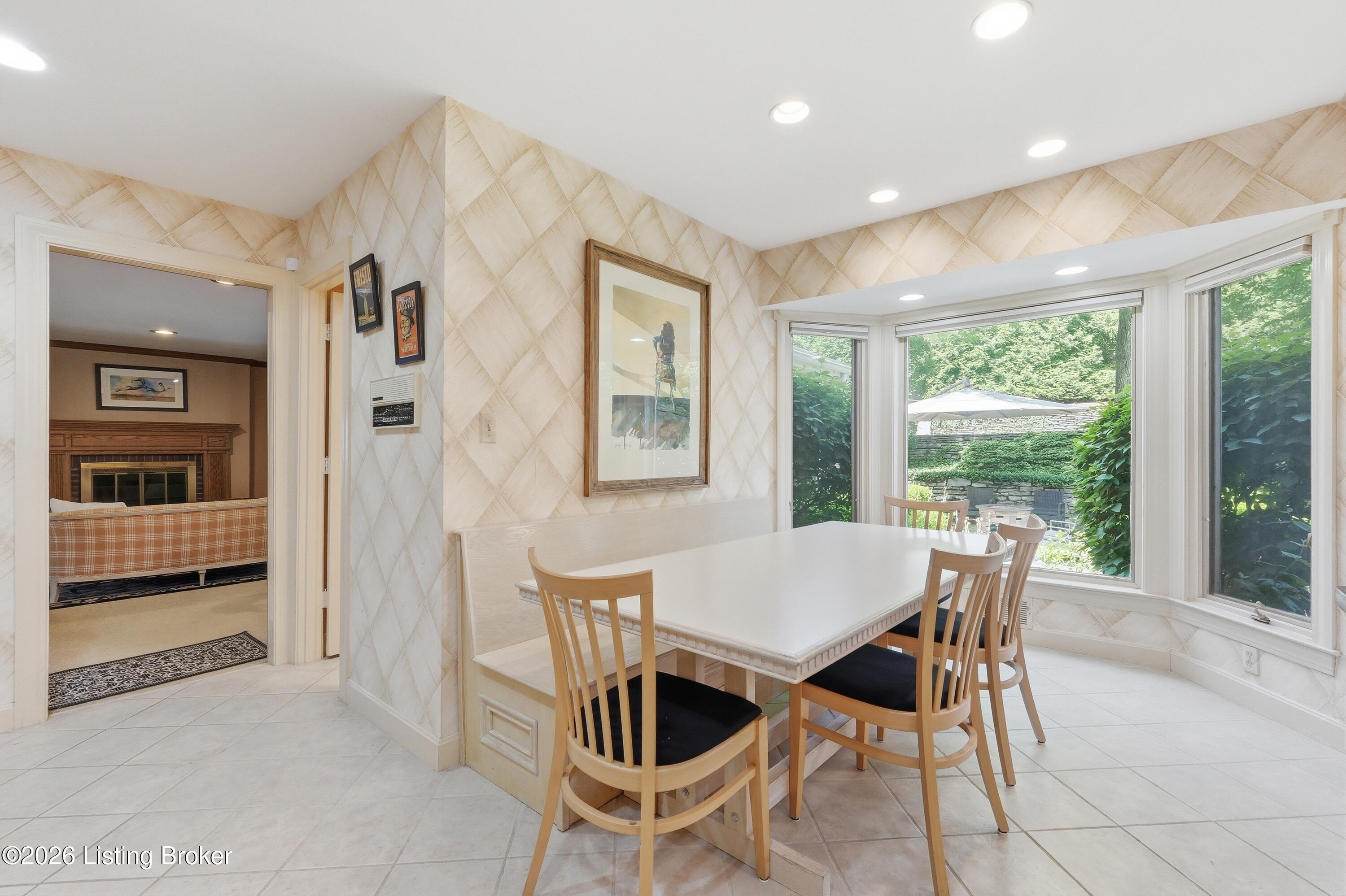 5511 Apache Rd