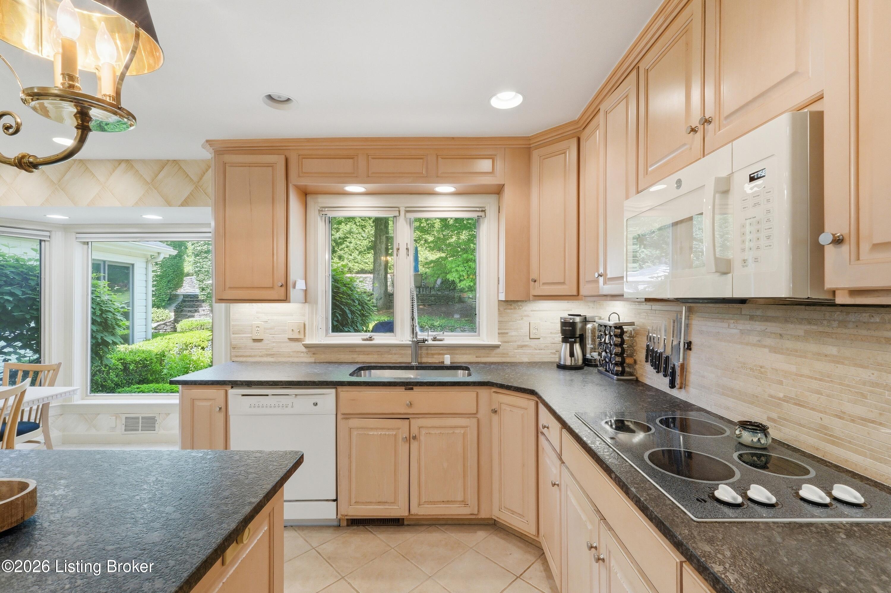 5511 Apache Rd