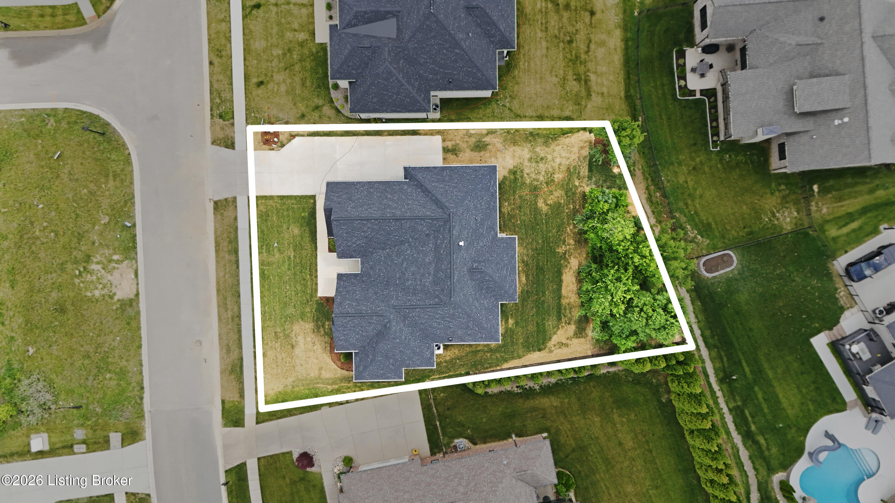 3212 Grand Lakes Dr