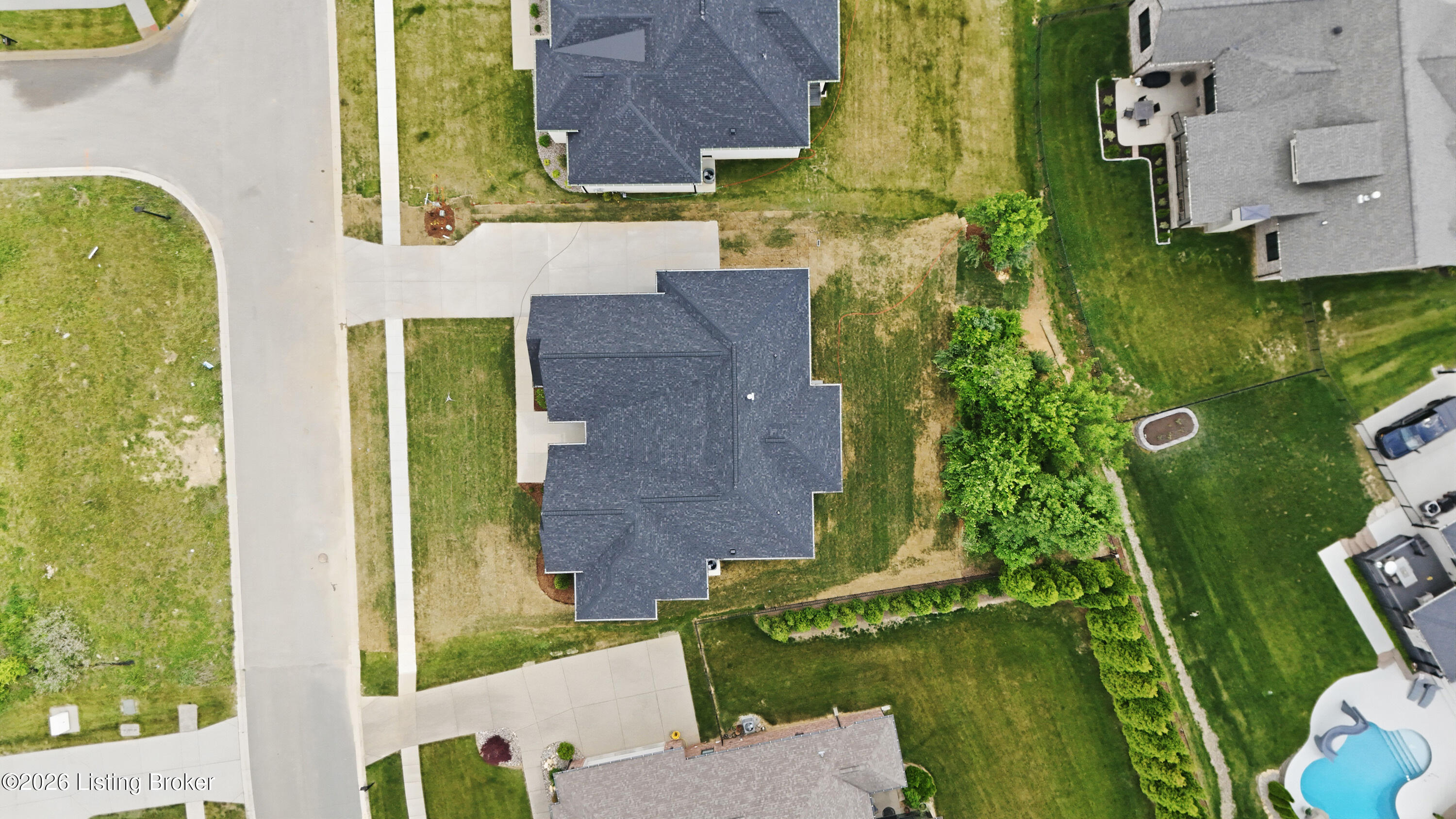 3212 Grand Lakes Dr