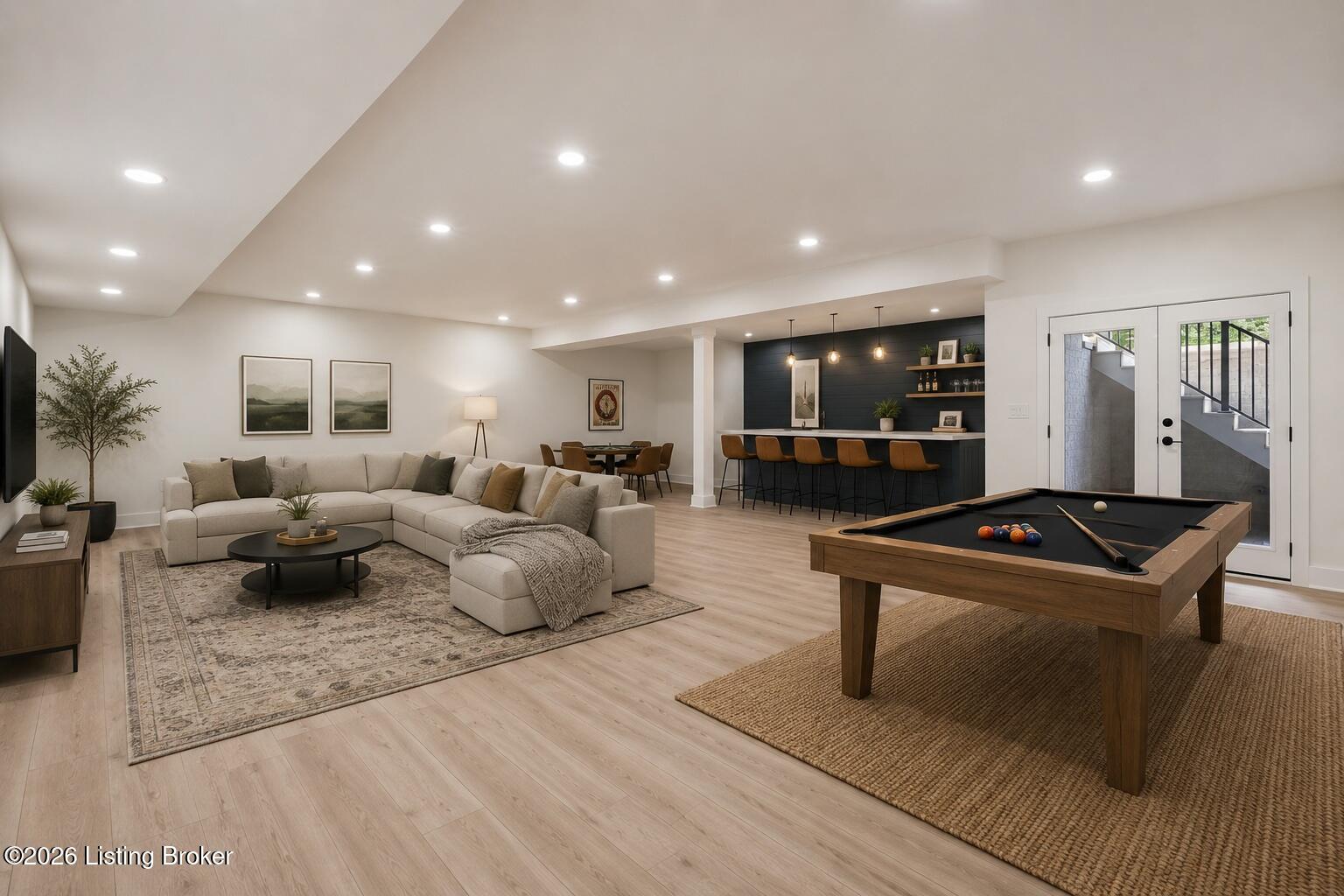 3212 Grand Lakes Dr