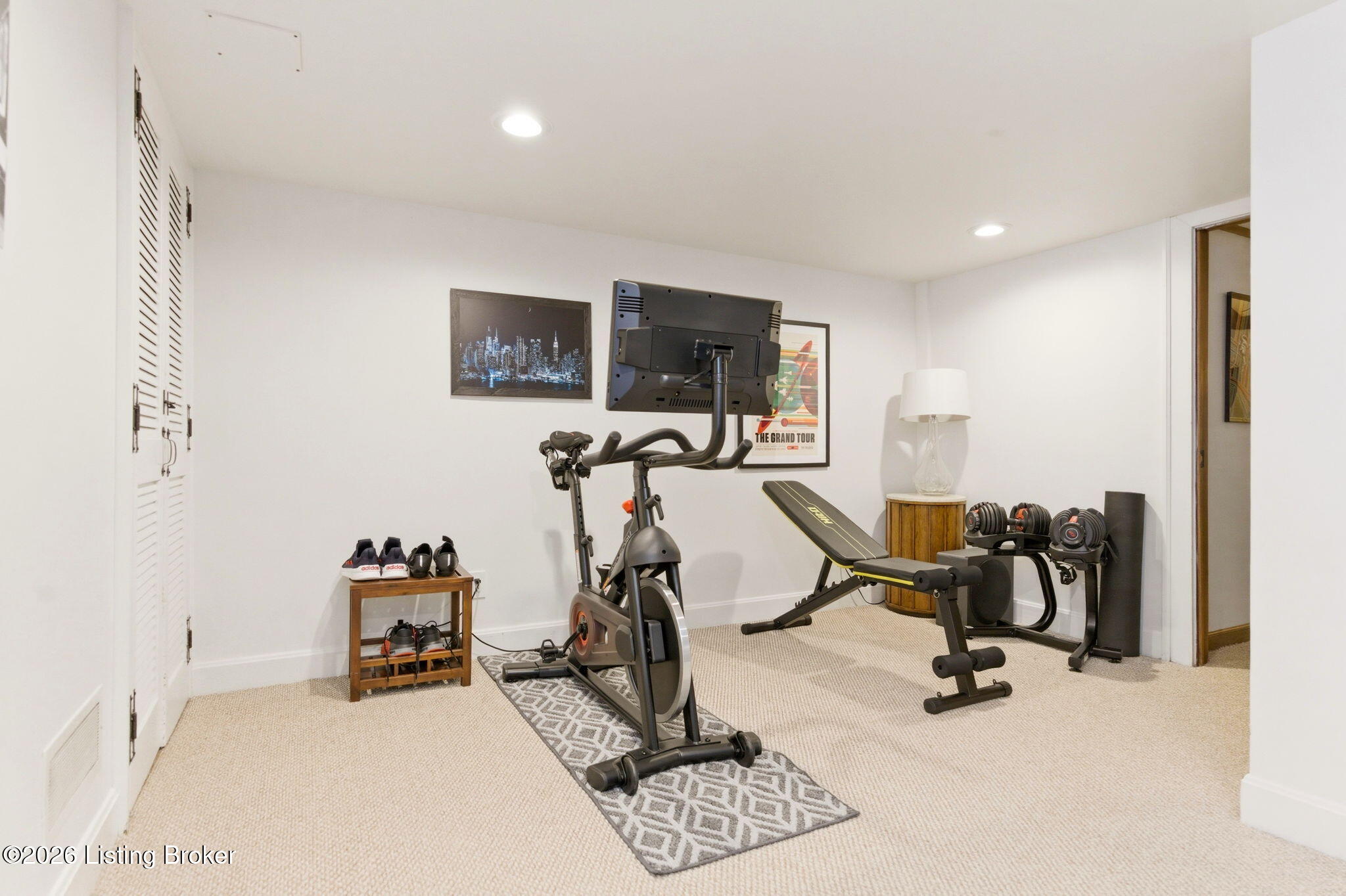 559 Sunnyside Dr