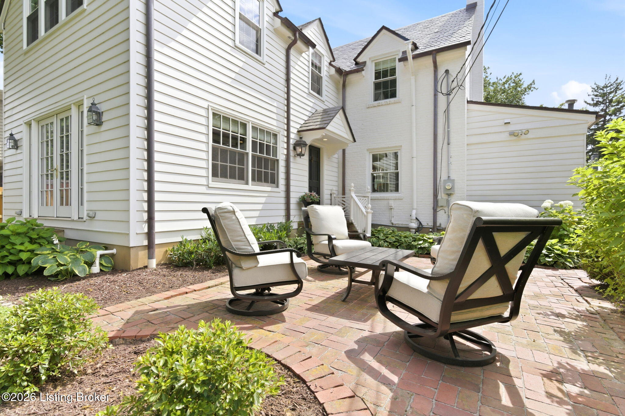 559 Sunnyside Dr