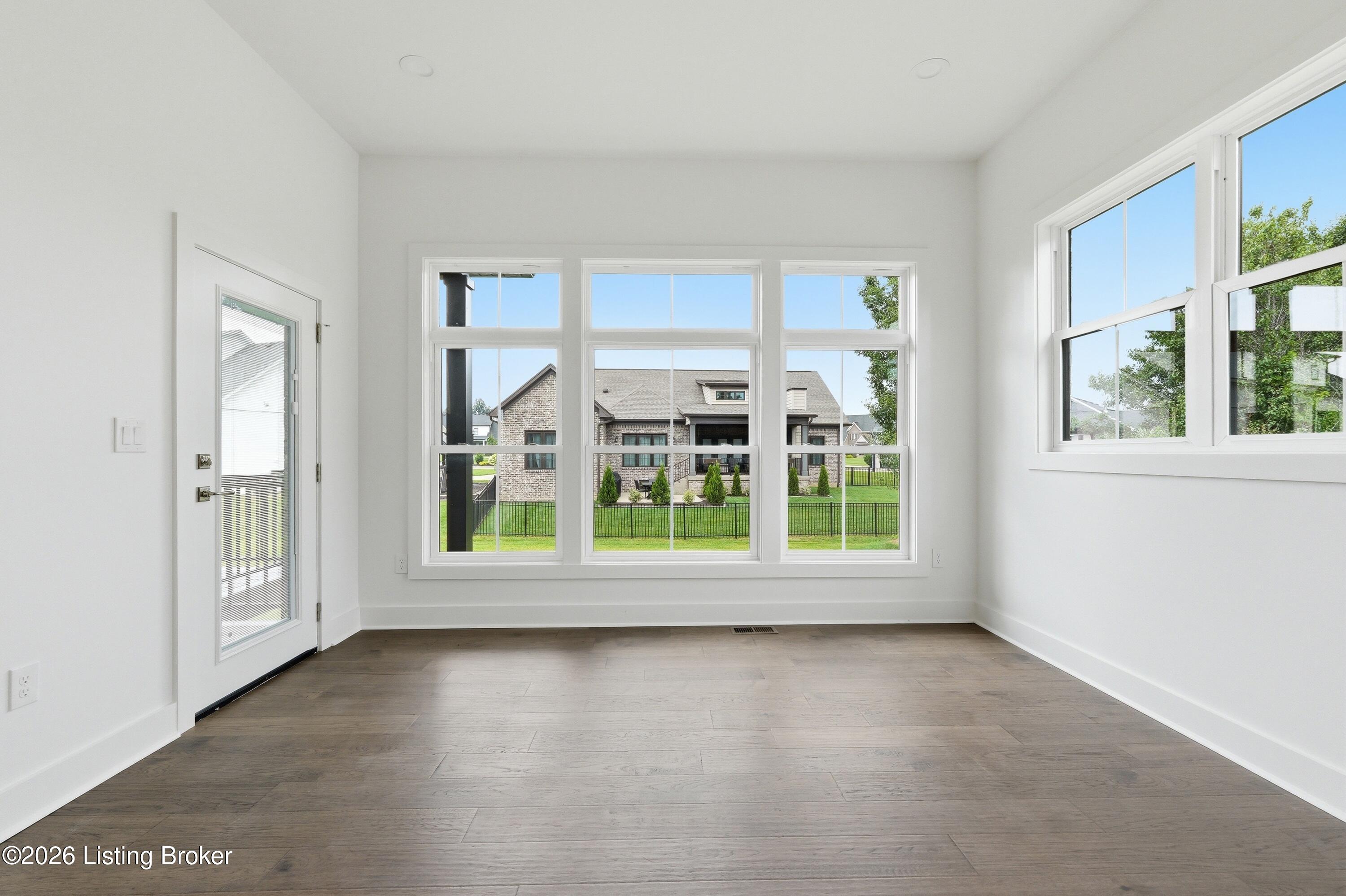 3214 Grand Lakes Dr