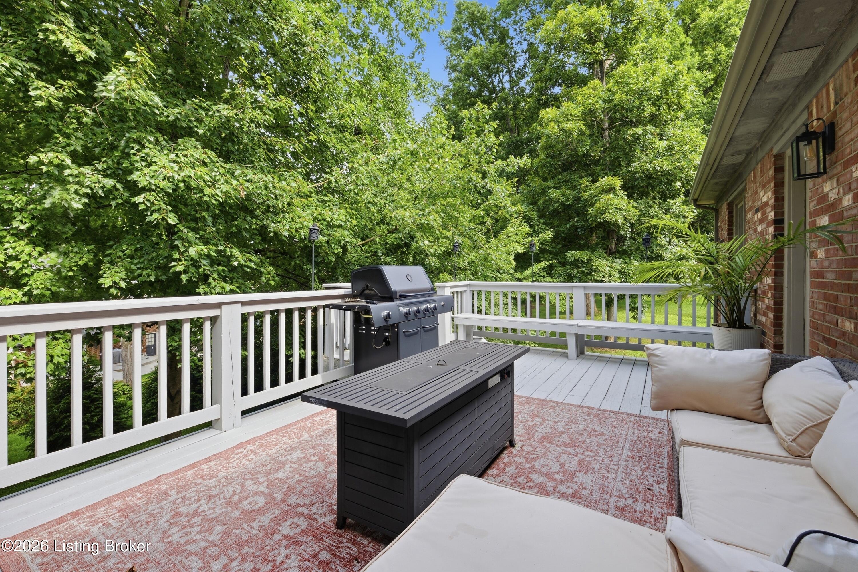 10500 Dove Tree Ct