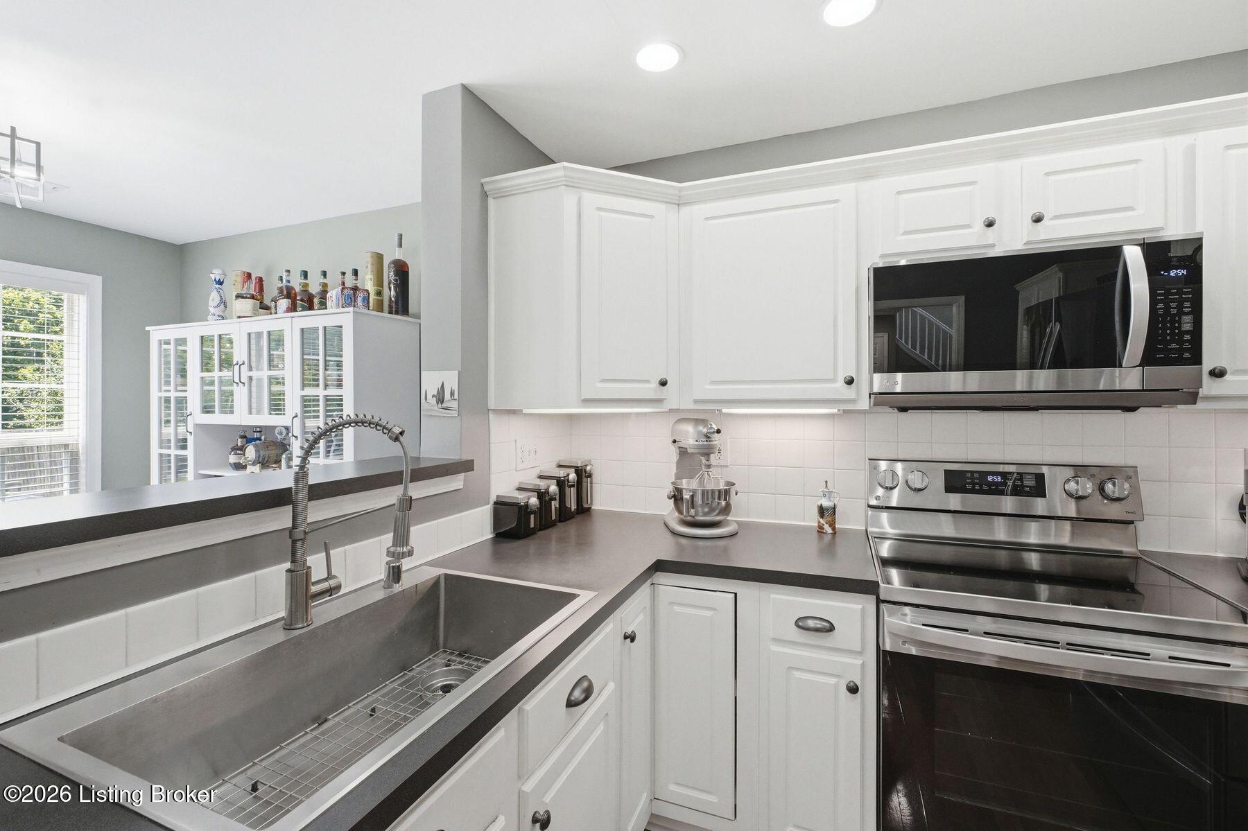 1210 Beckley Hills Ct