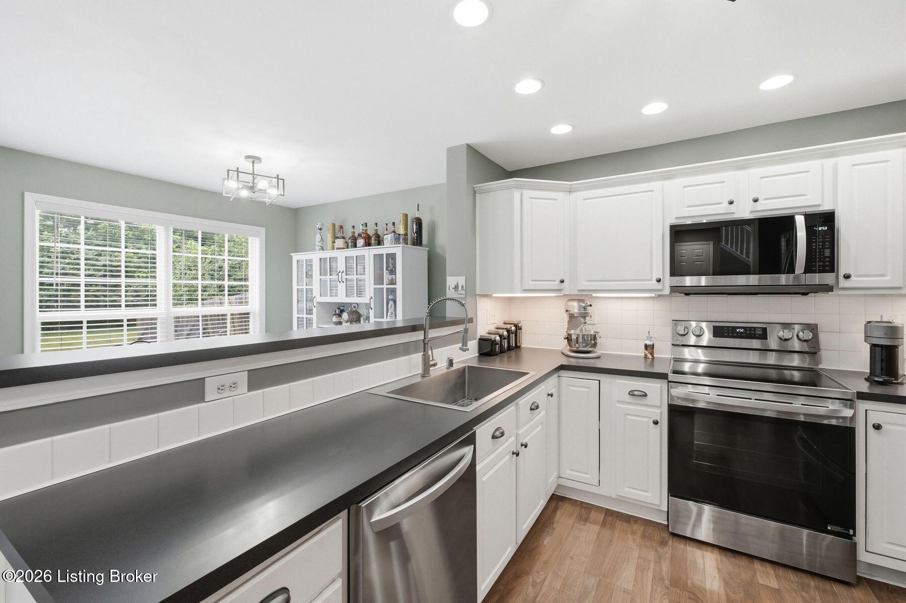 1210 Beckley Hills Ct