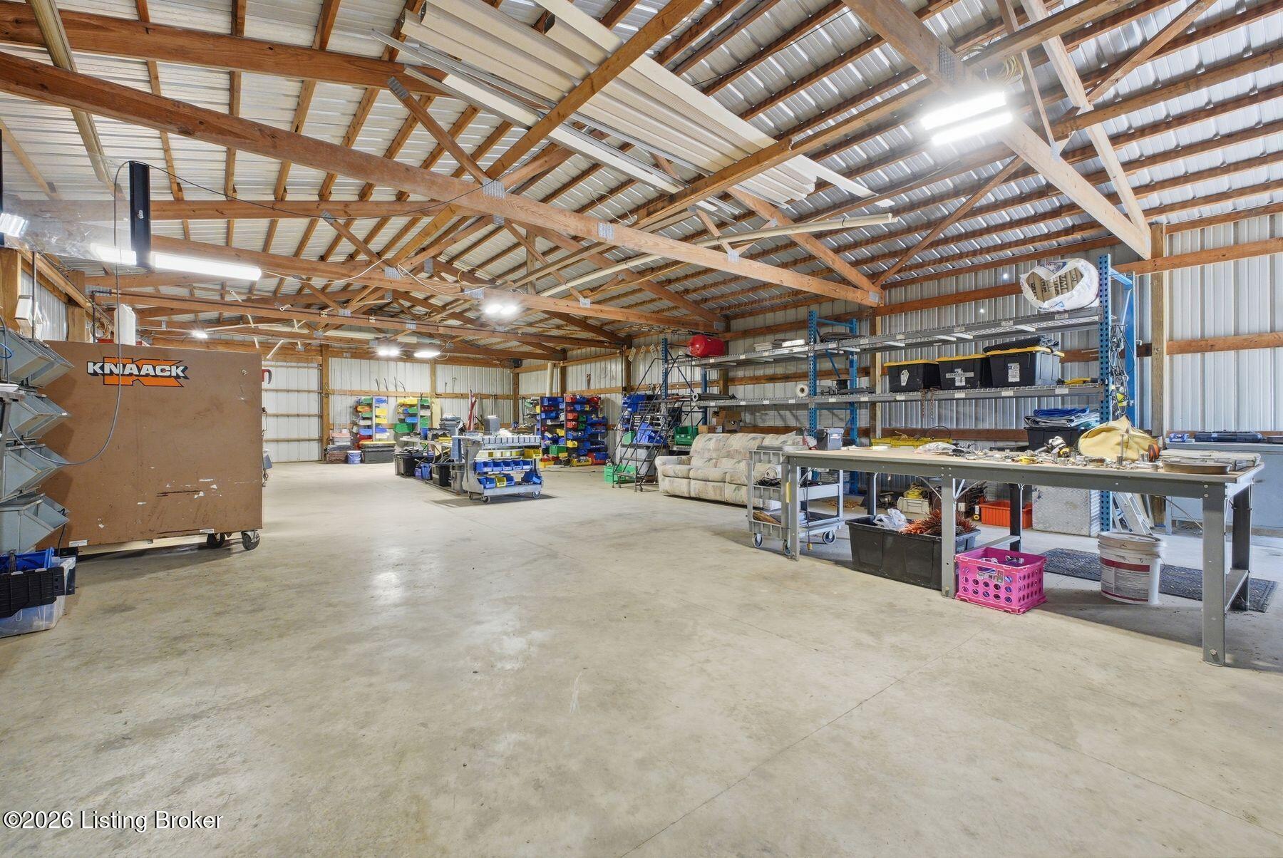 7901 Old Heady Rd