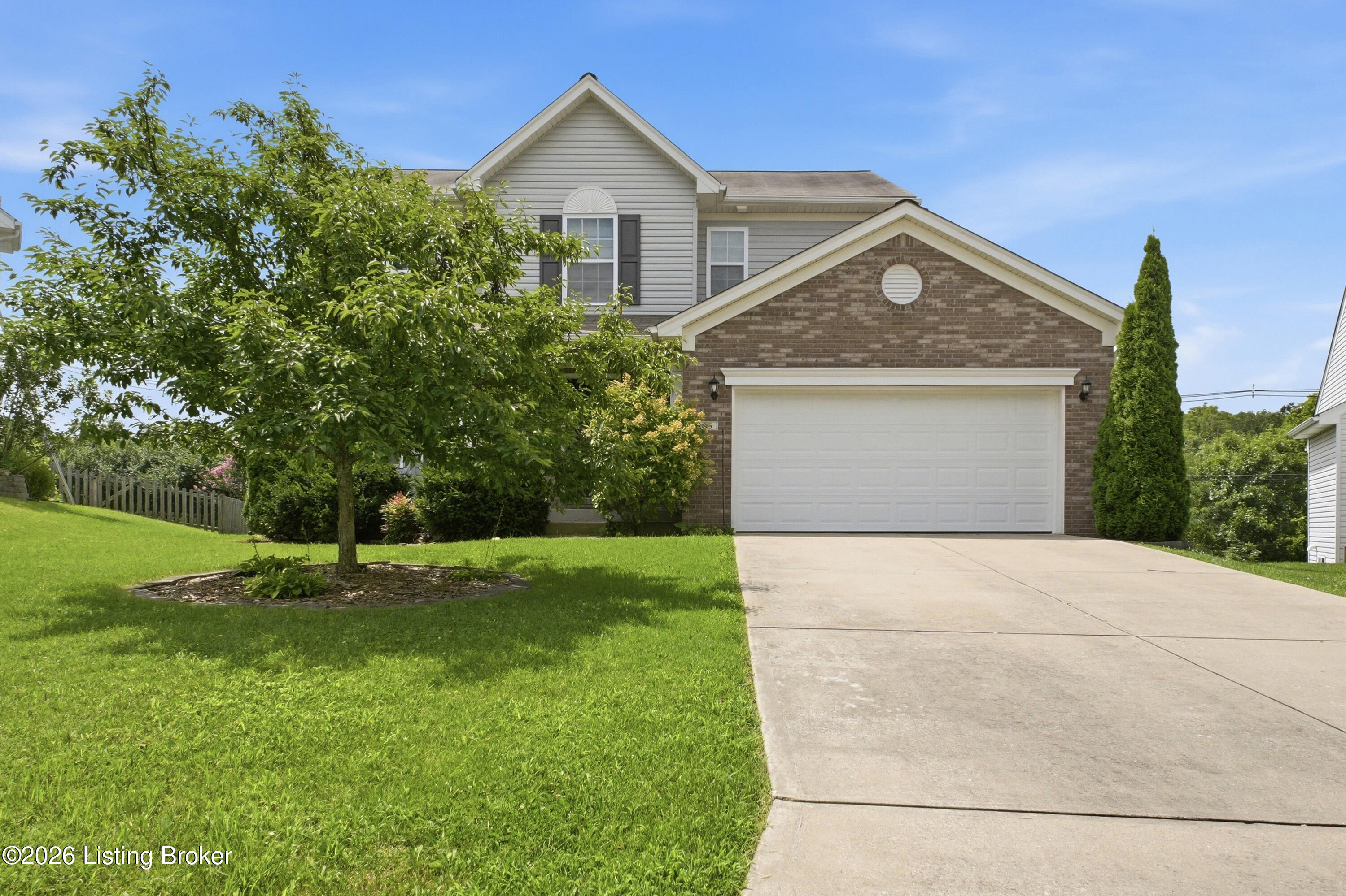 203 Brookfield Hills Ct