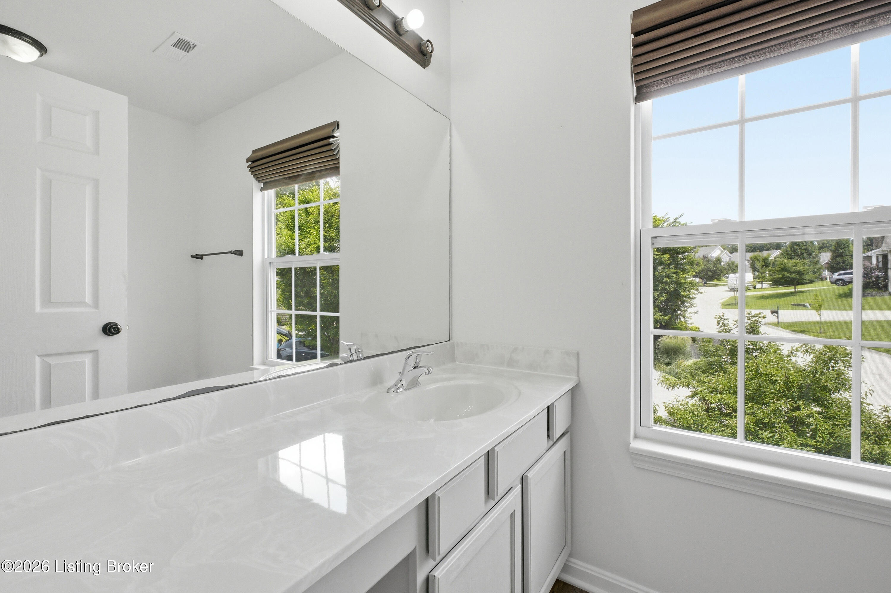 203 Brookfield Hills Ct