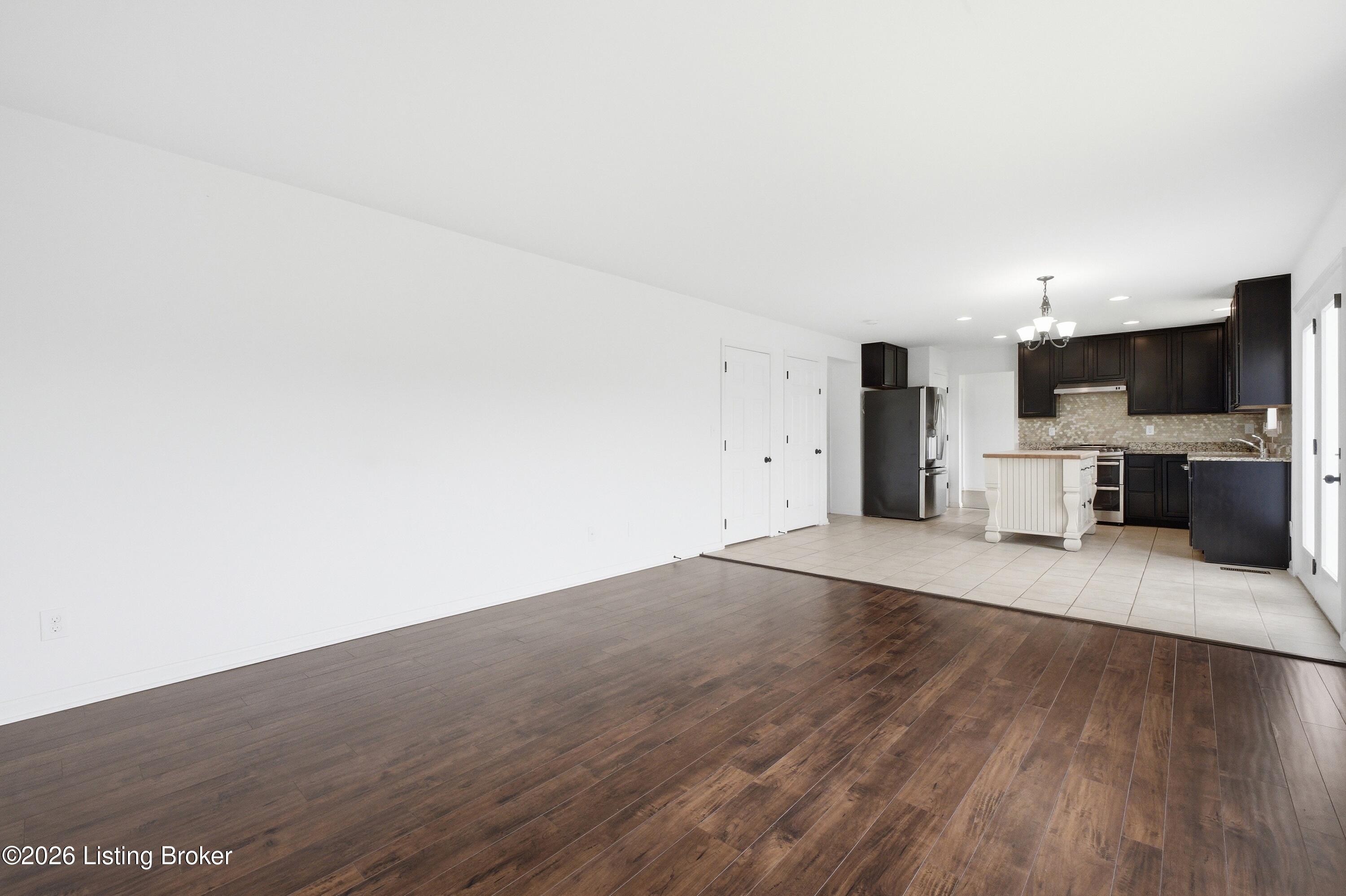 203 Brookfield Hills Ct