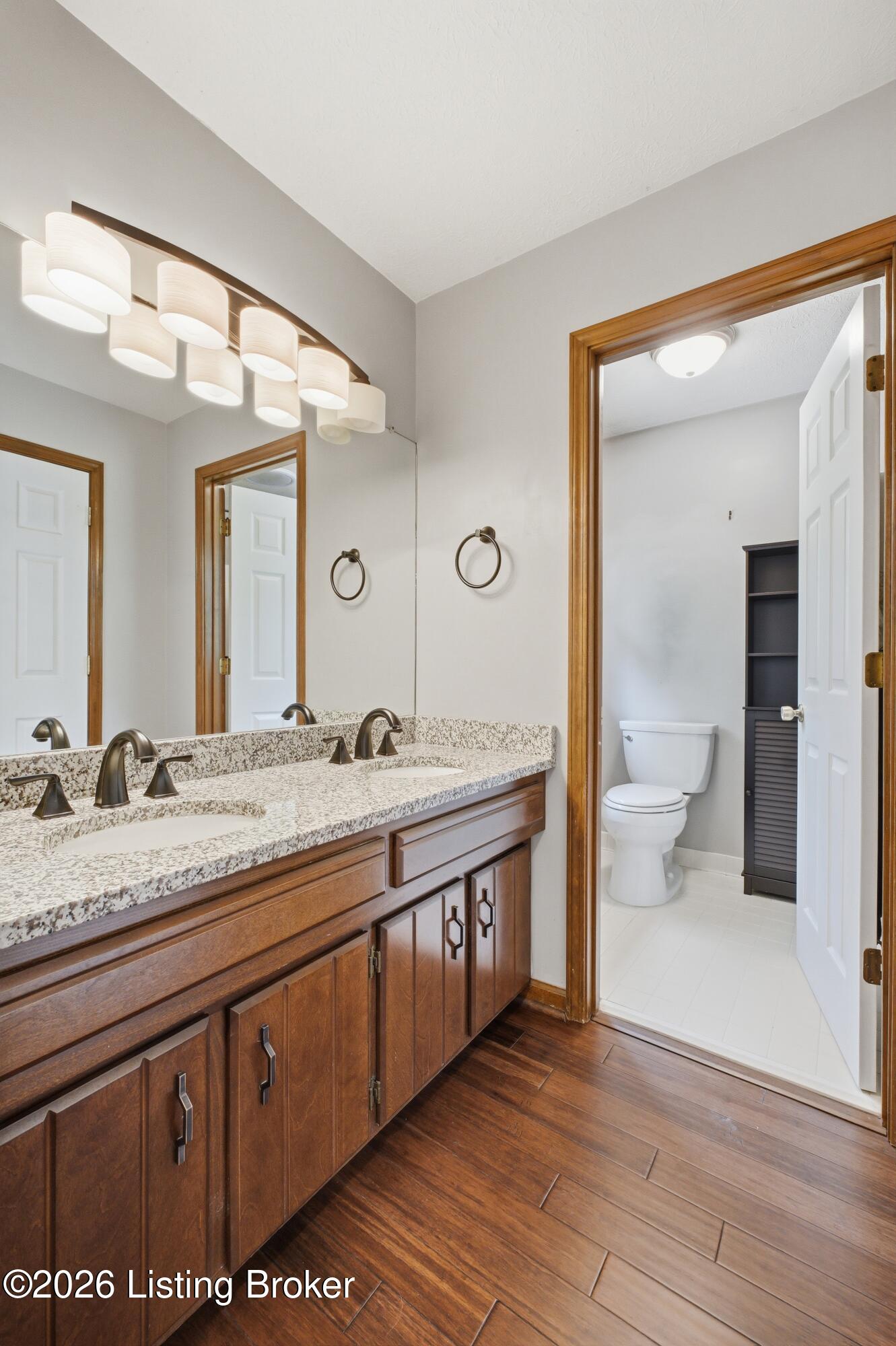13201 Snowden Valley