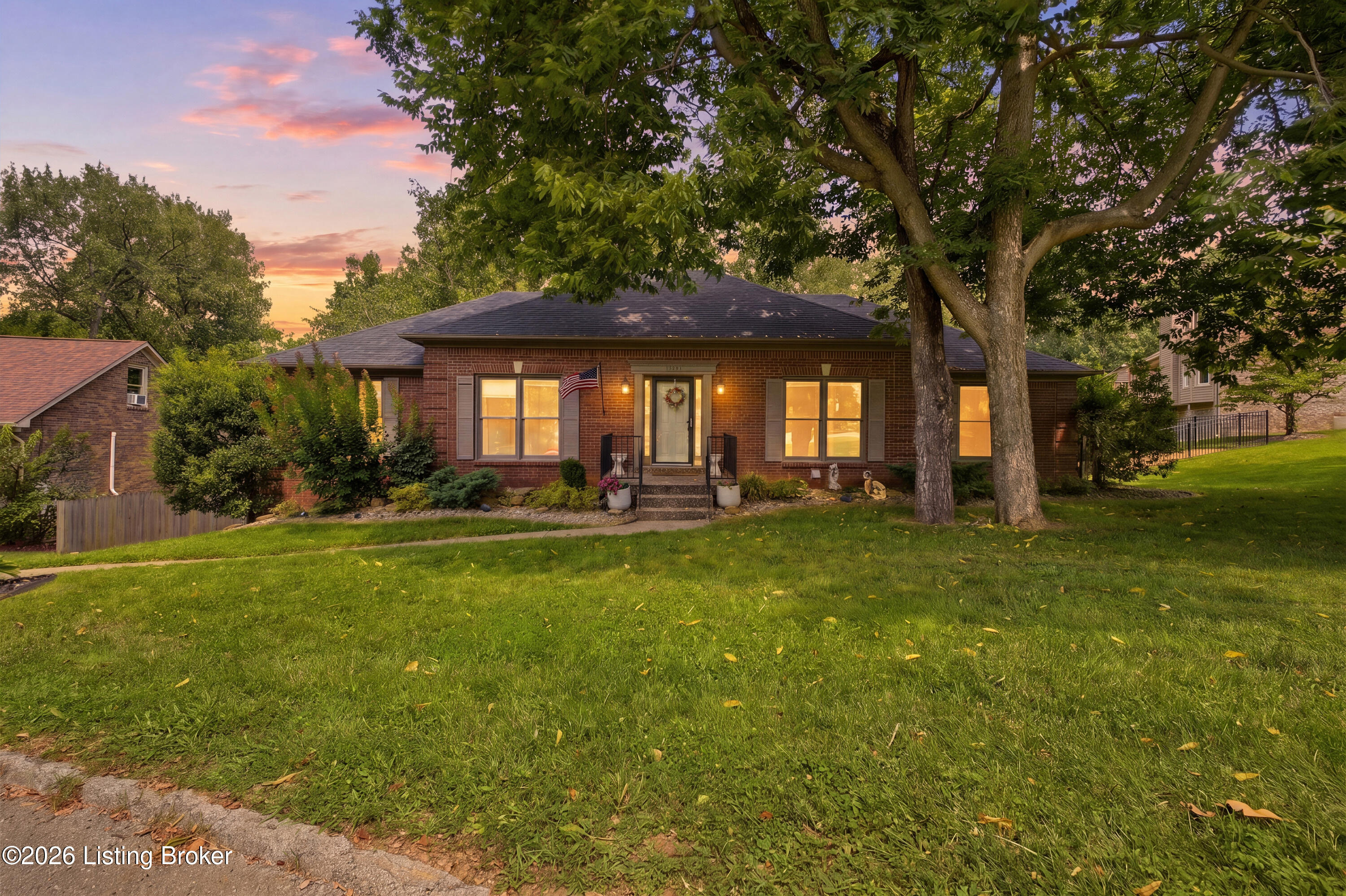 13201 Snowden Valley