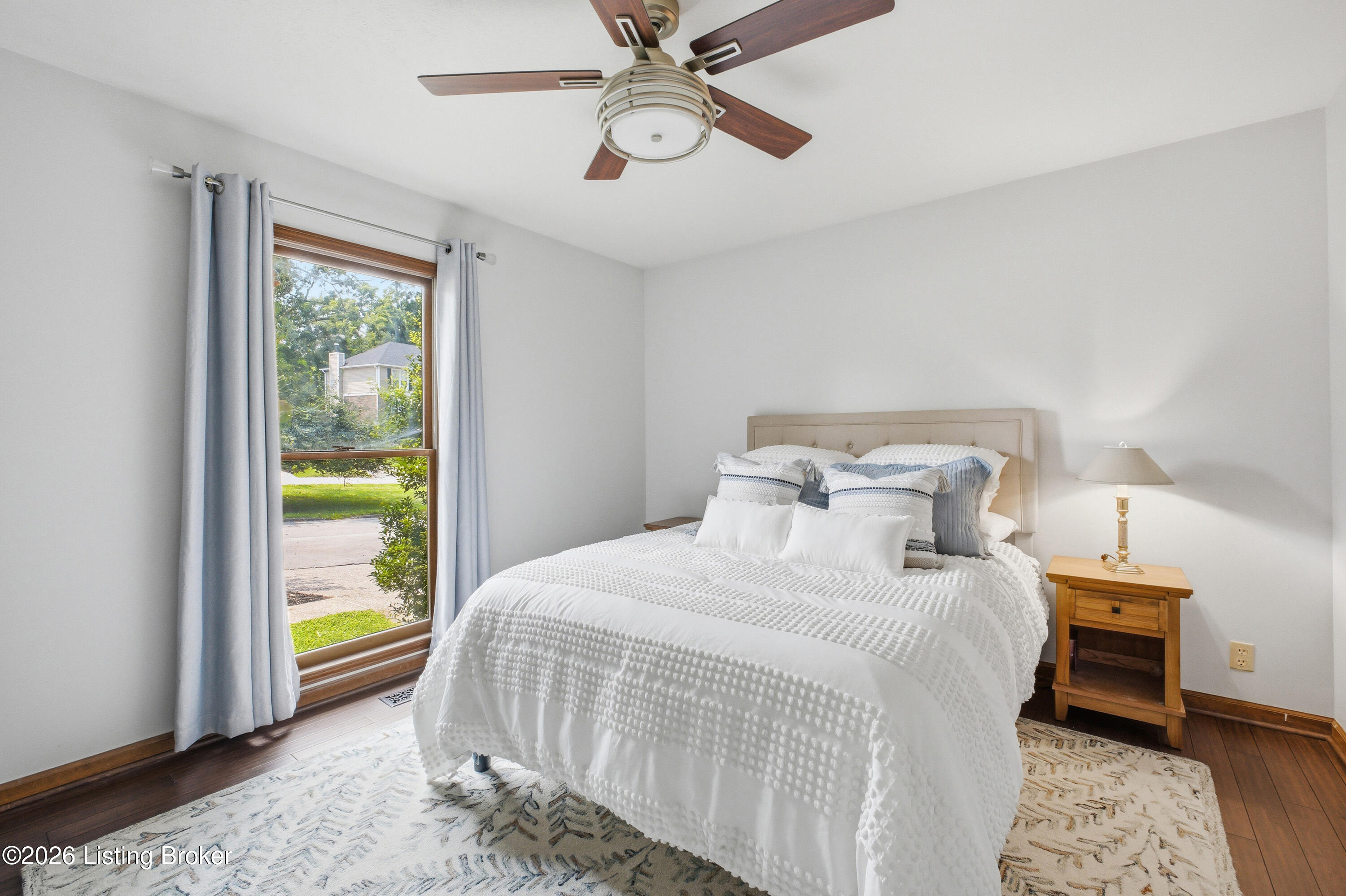13201 Snowden Valley