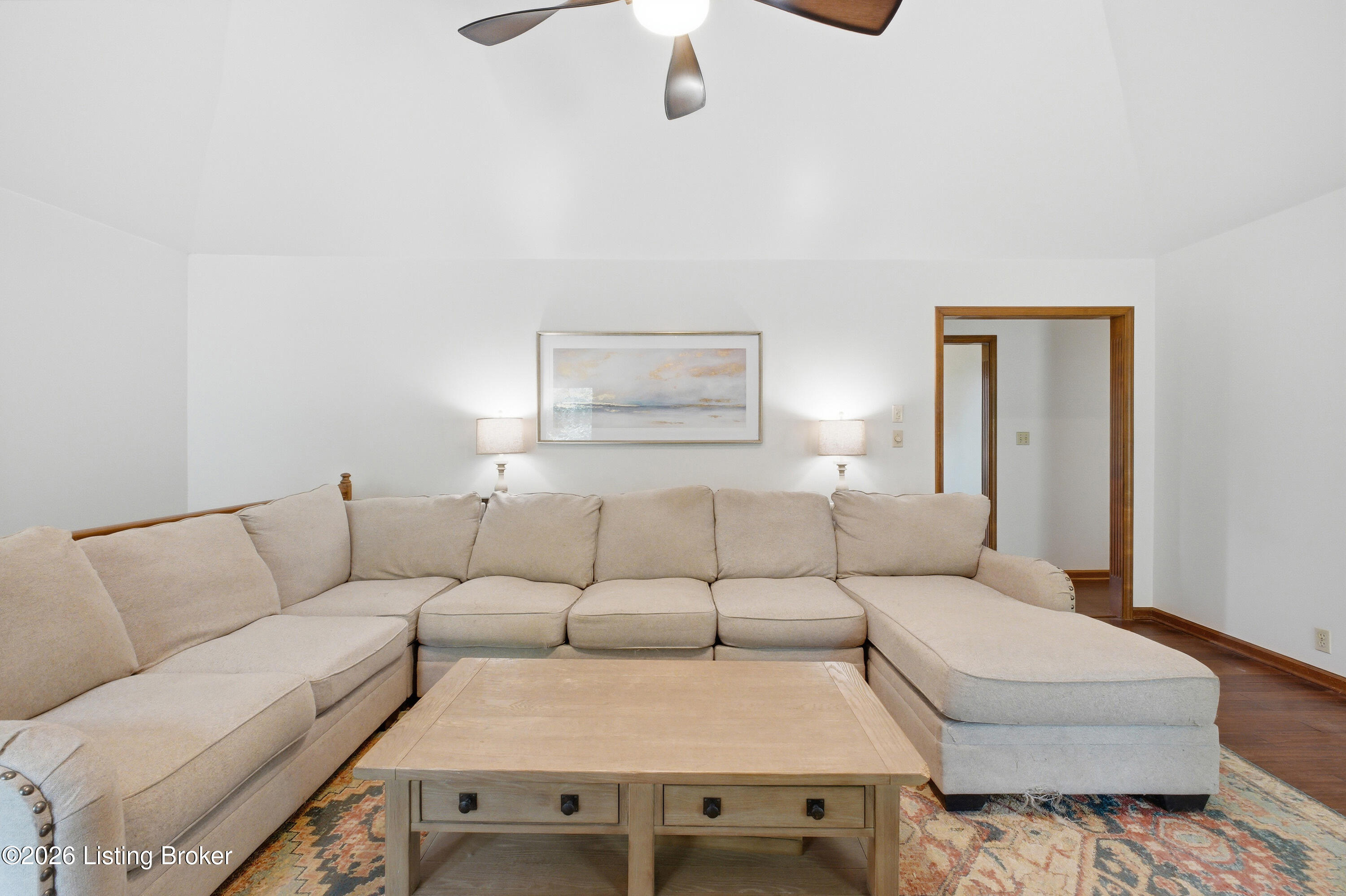 13201 Snowden Valley