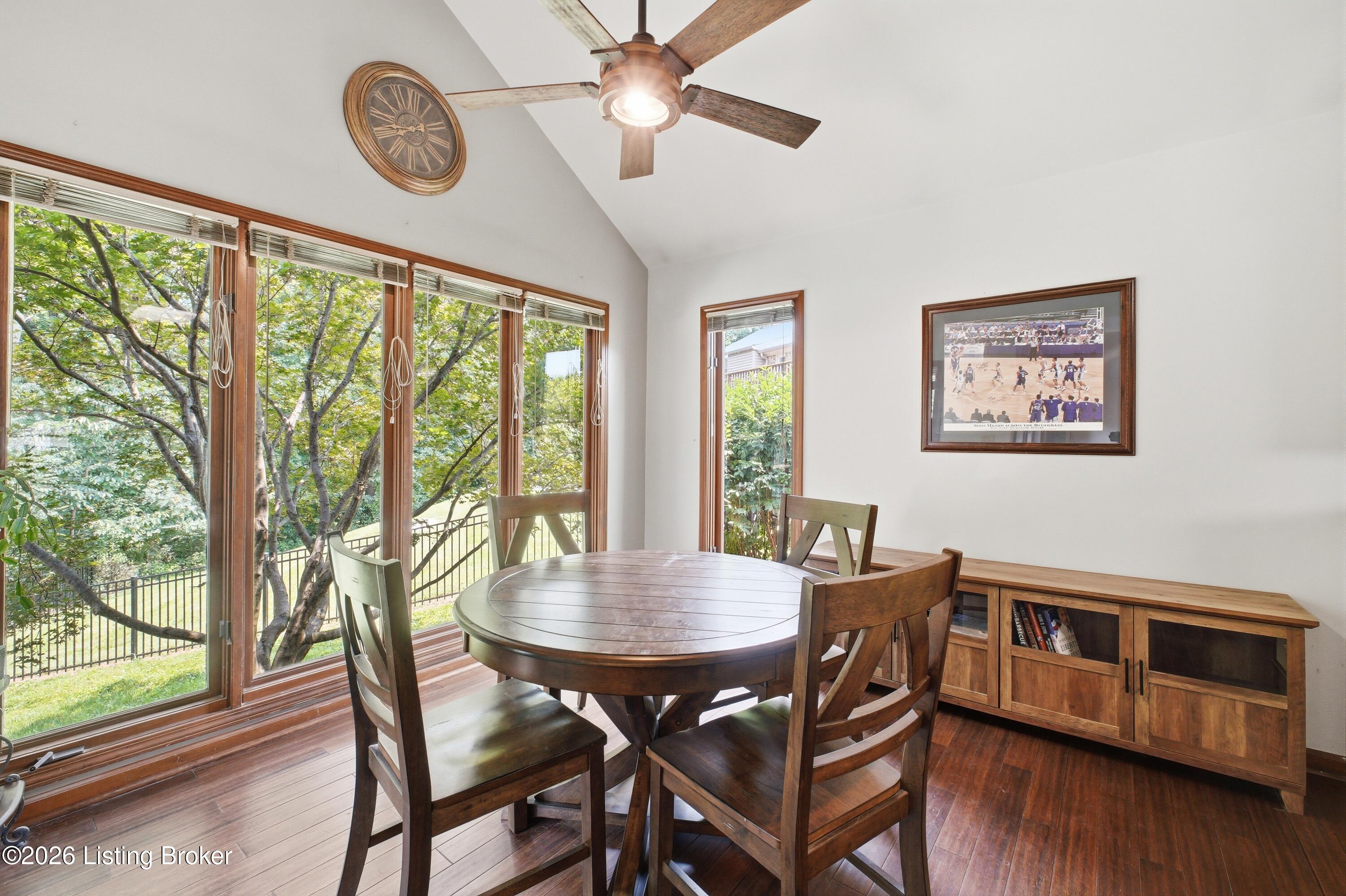 13201 Snowden Valley