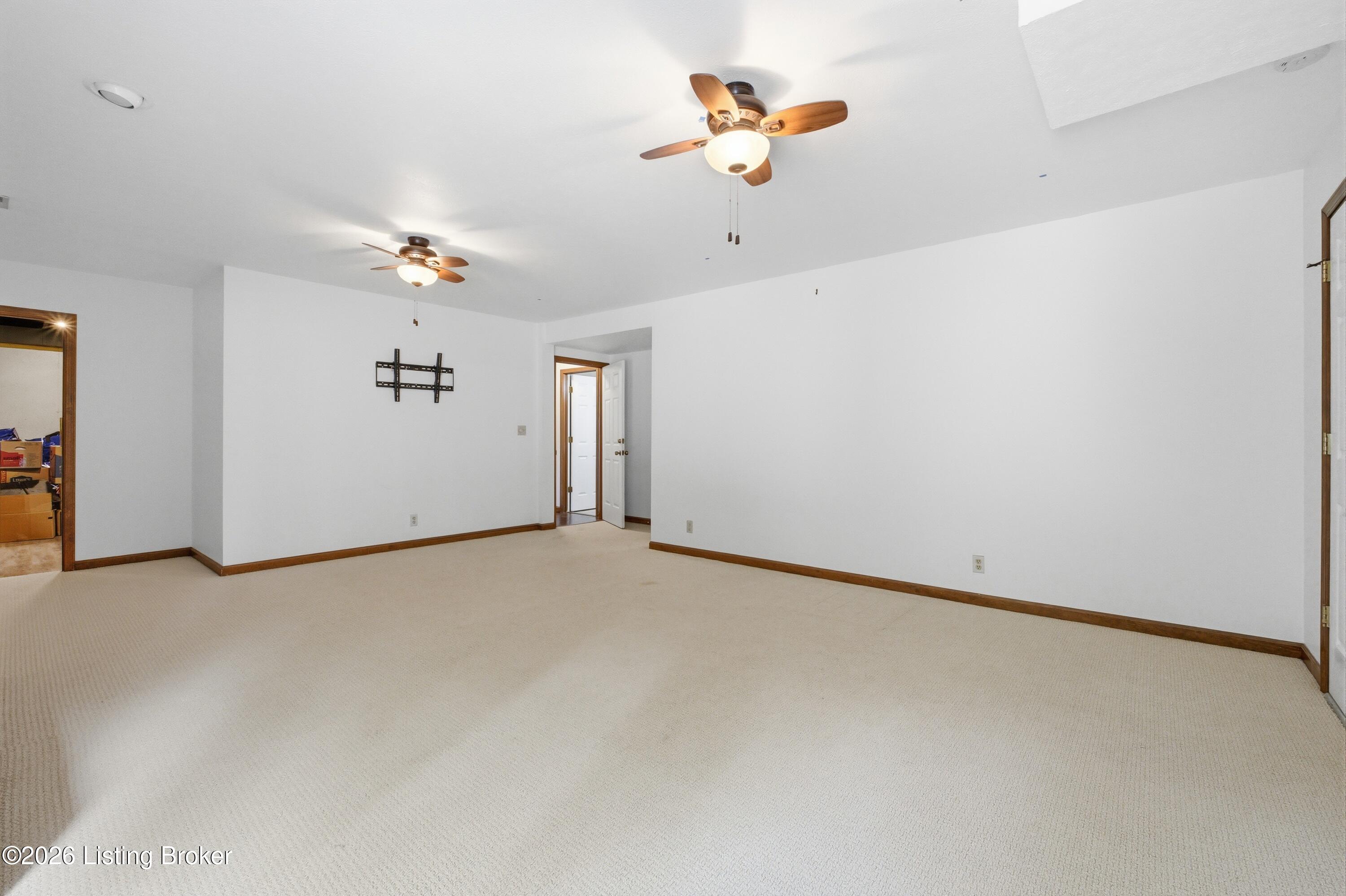 13201 Snowden Valley