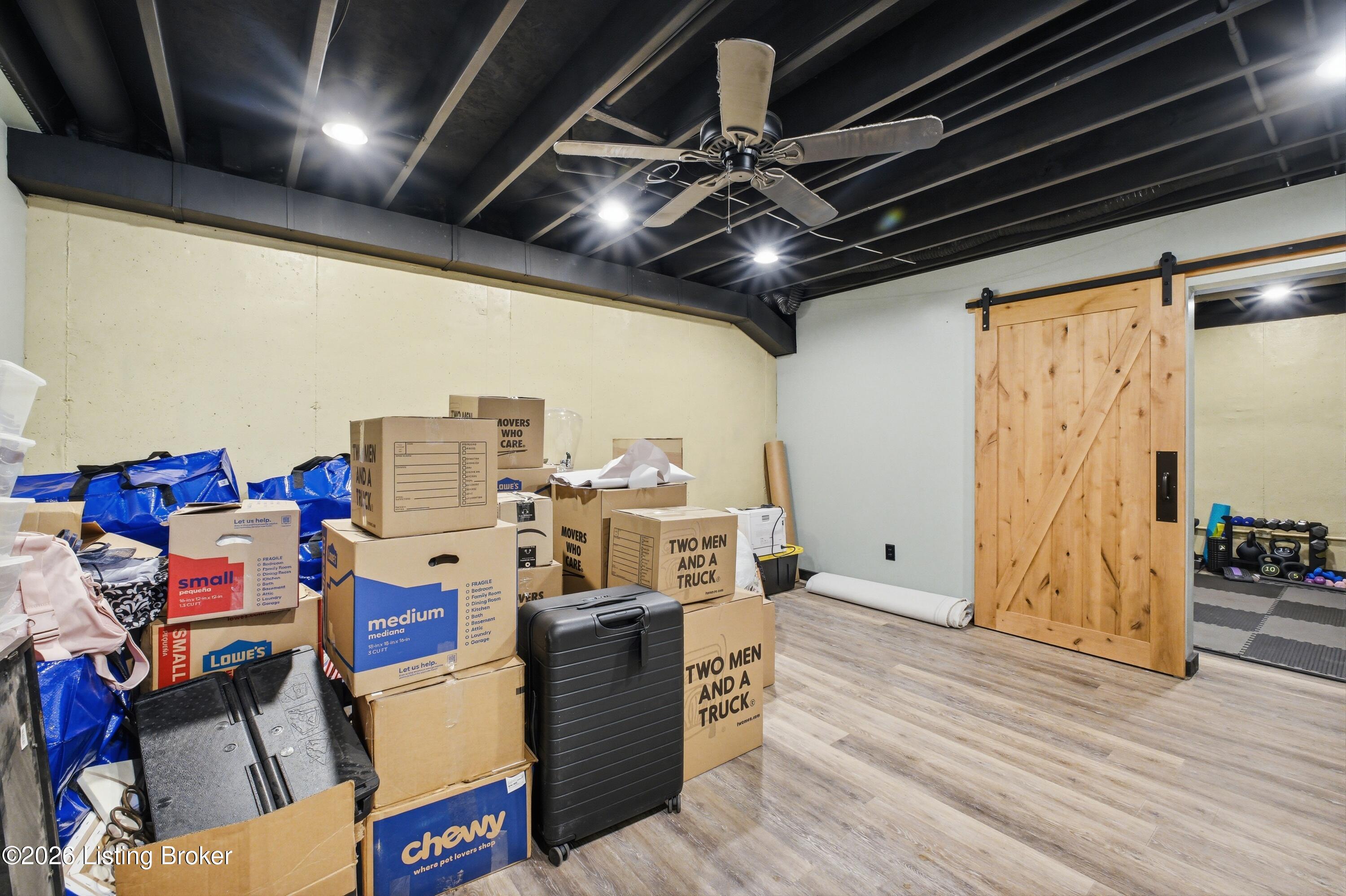 13201 Snowden Valley