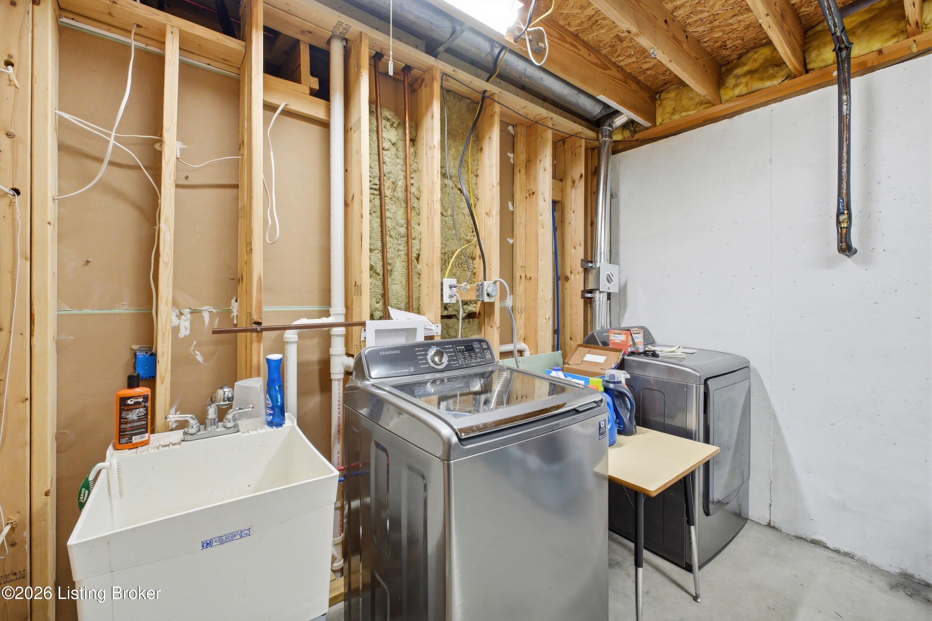 13201 Snowden Valley
