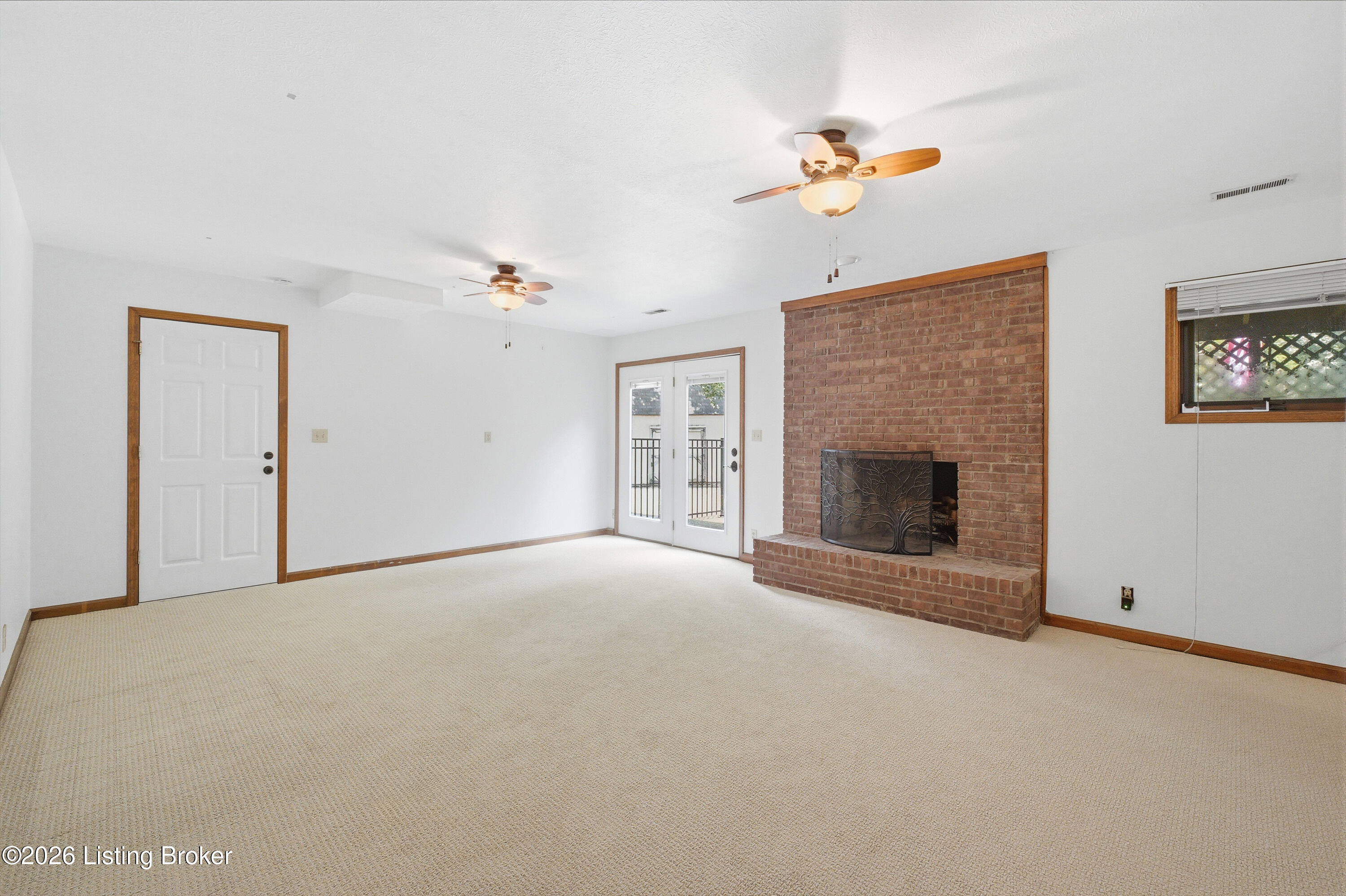 13201 Snowden Valley