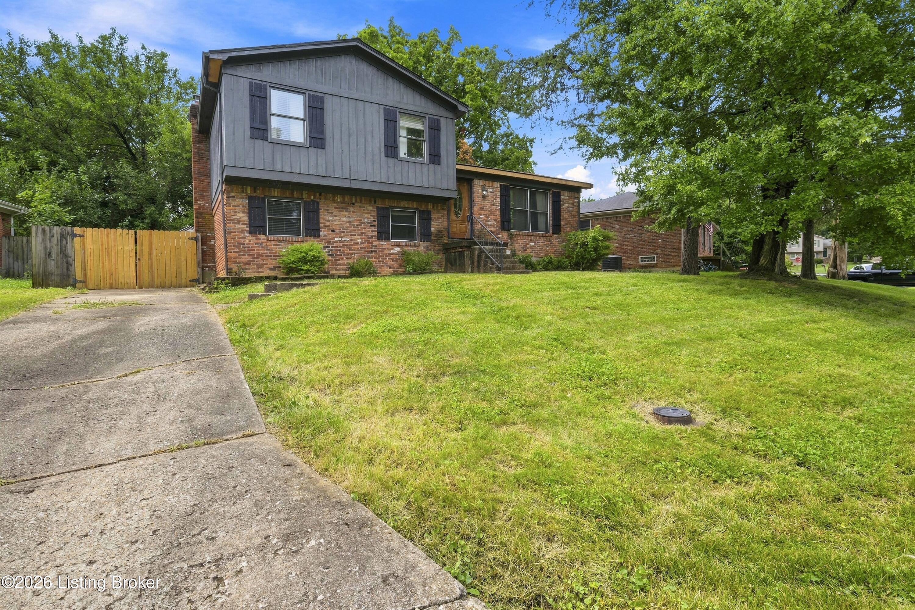 10806 Cherry Grove Ct