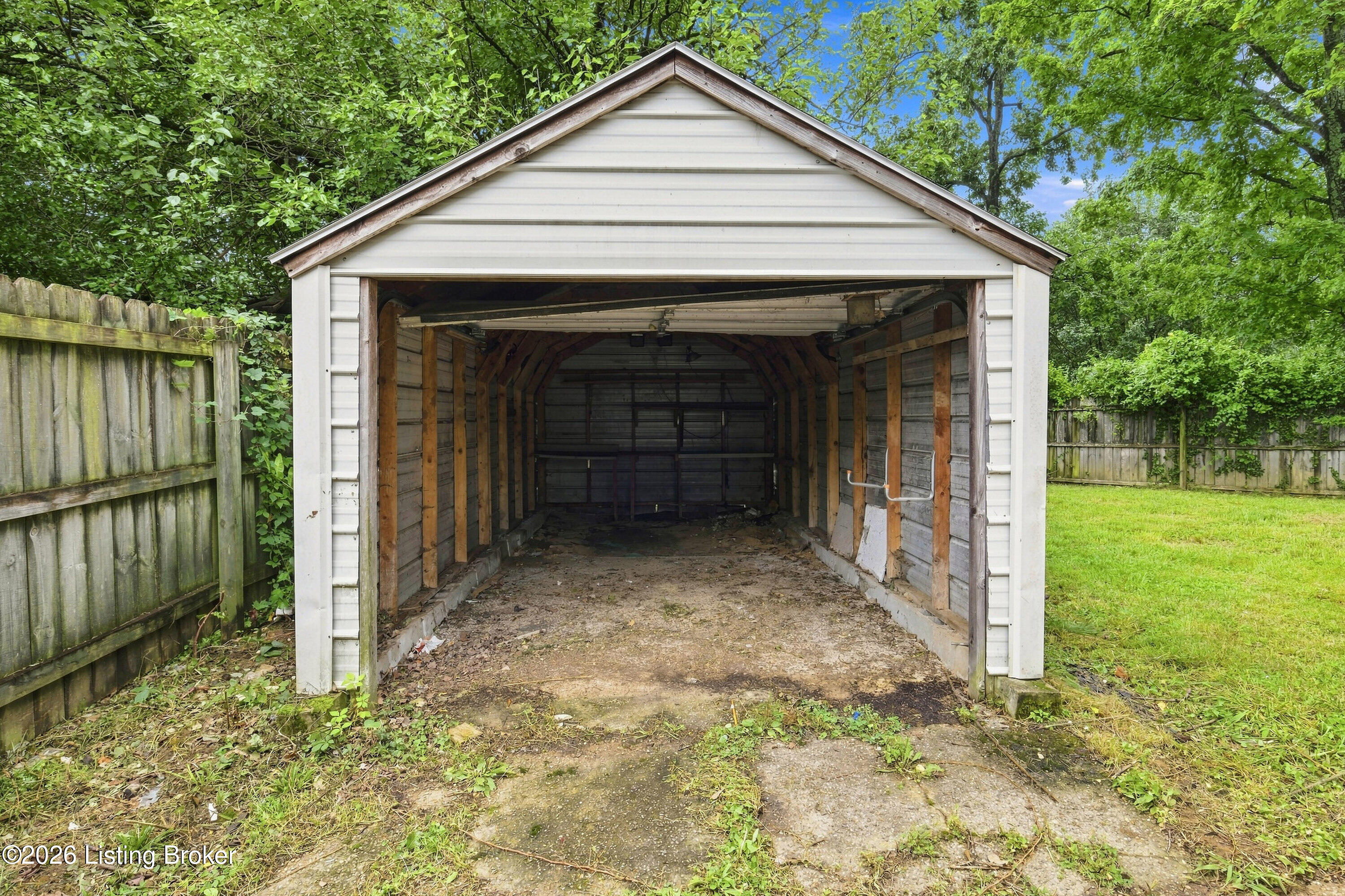 10806 Cherry Grove Ct