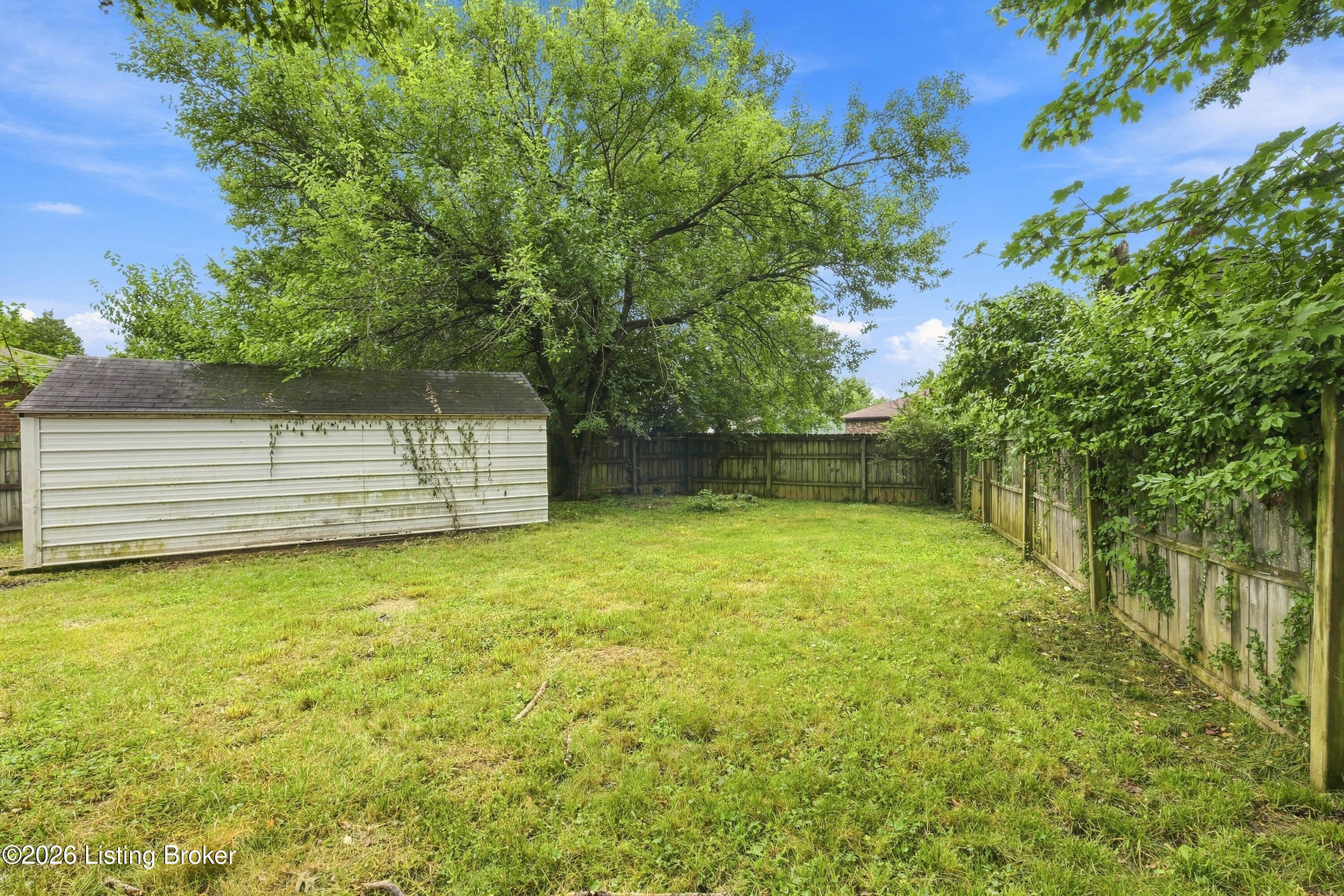 10806 Cherry Grove Ct