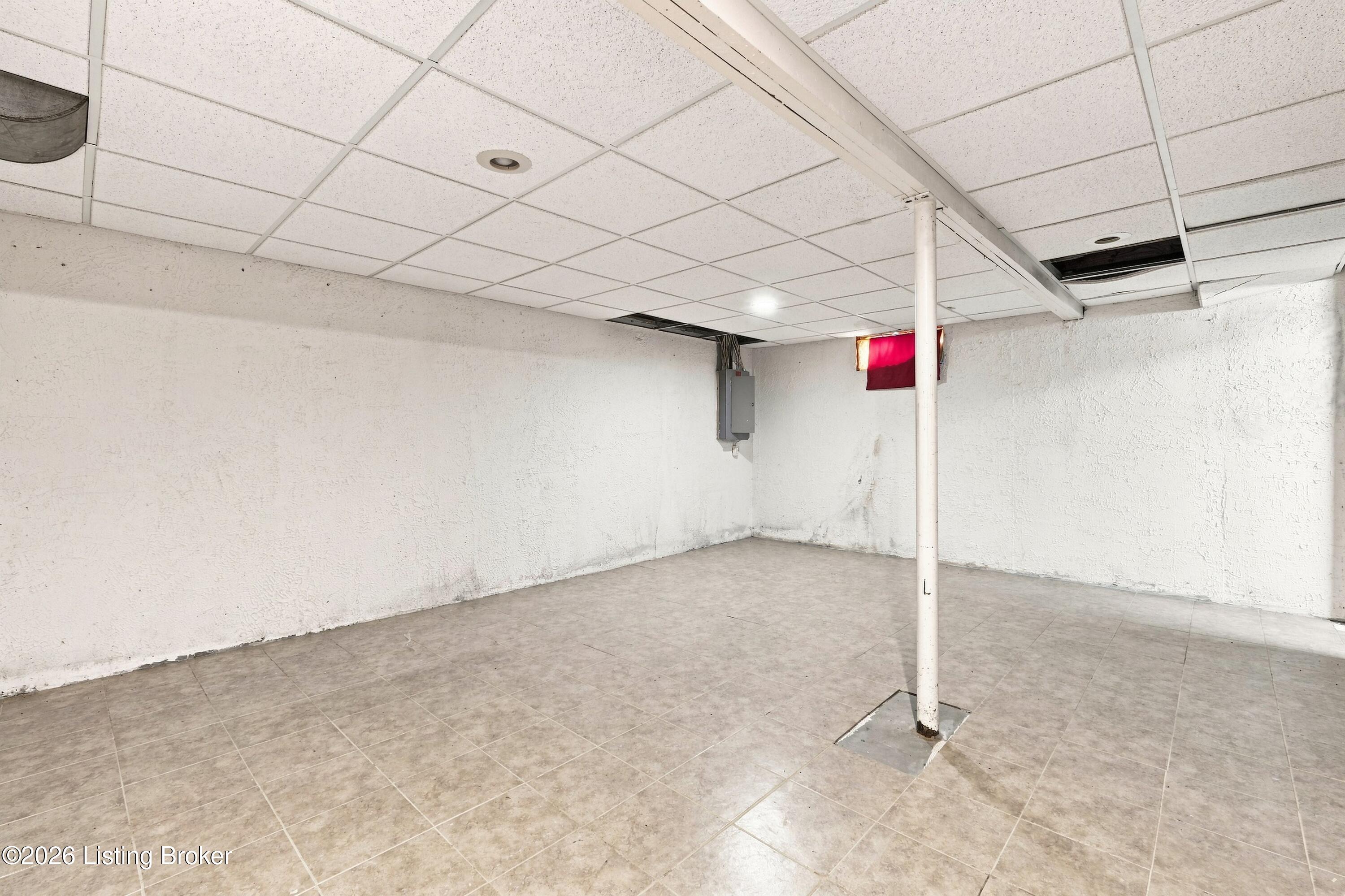 10806 Cherry Grove Ct
