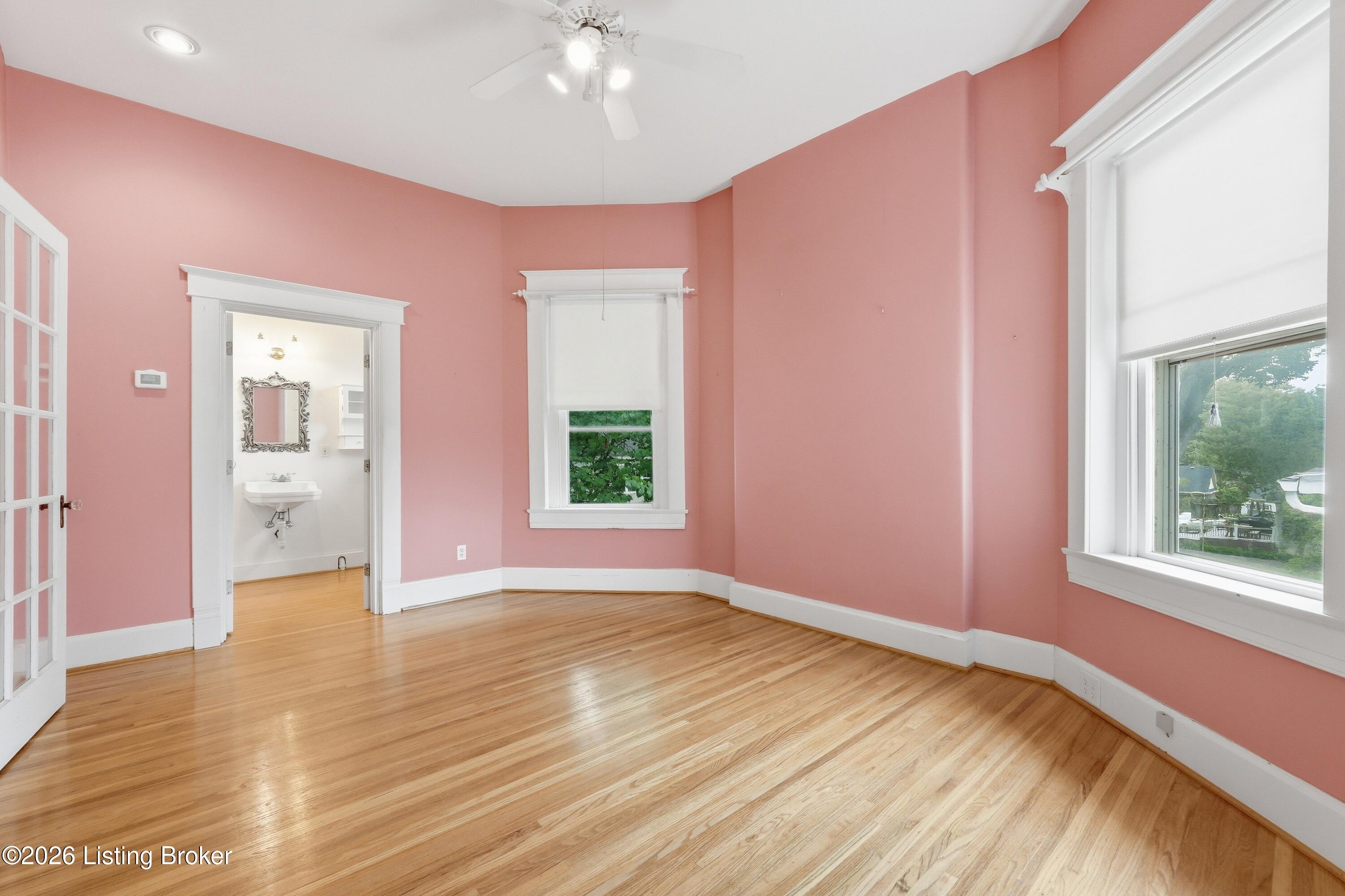 2037 Tyler Ln