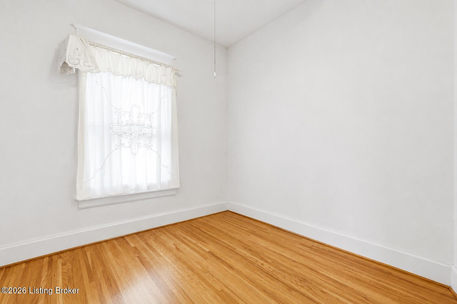 2037 Tyler Ln