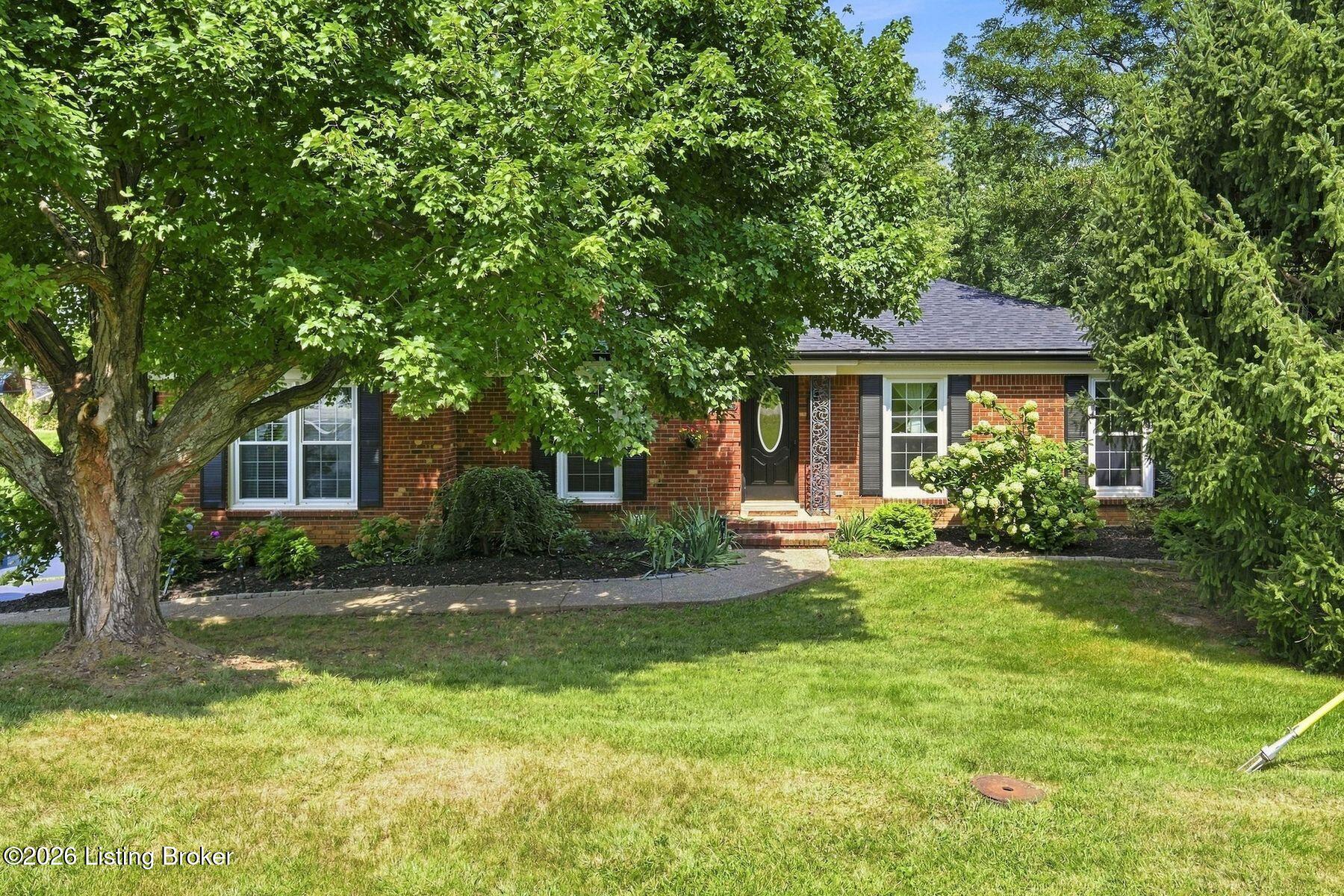1003 Forest Ln