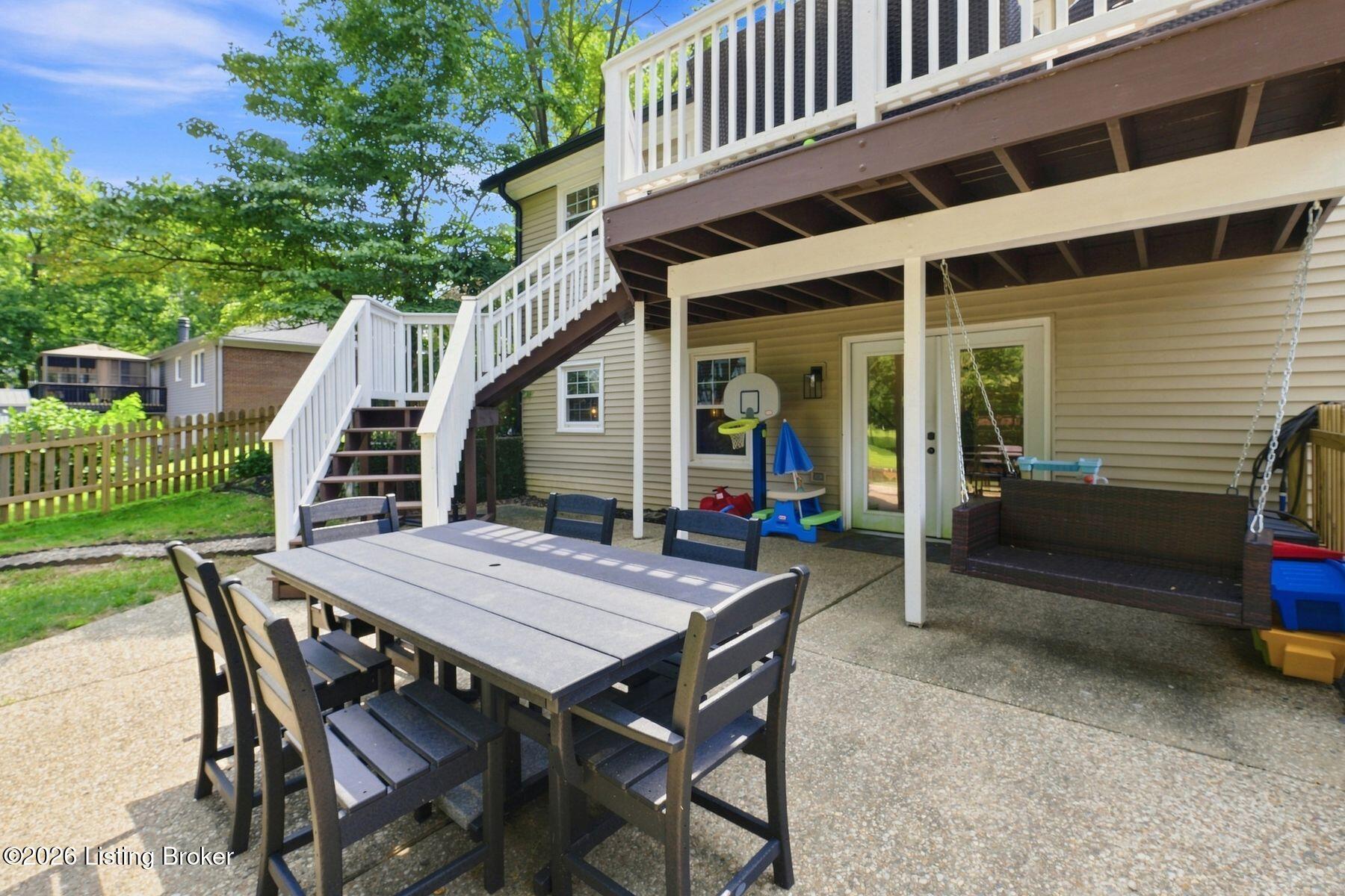 1003 Forest Ln