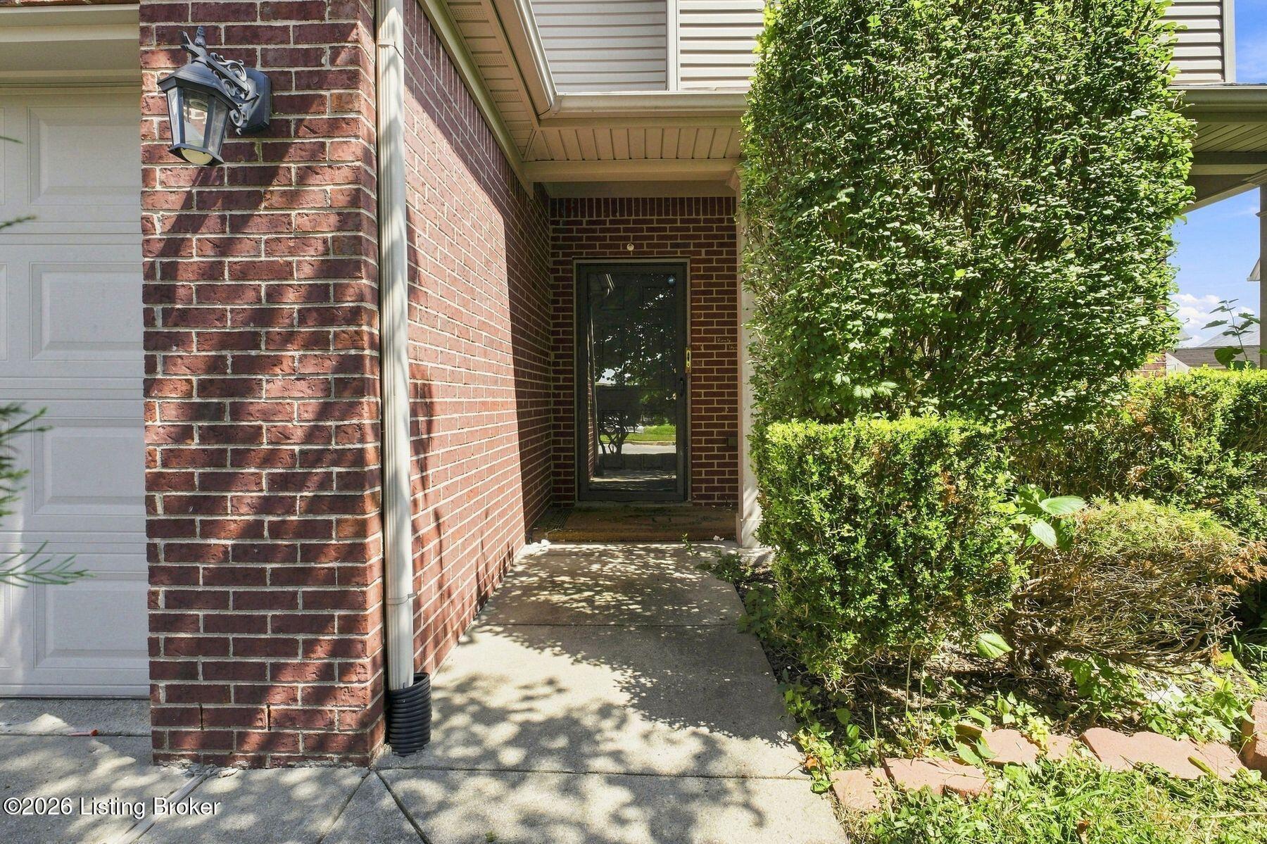 11405 Walnut Farm Pl