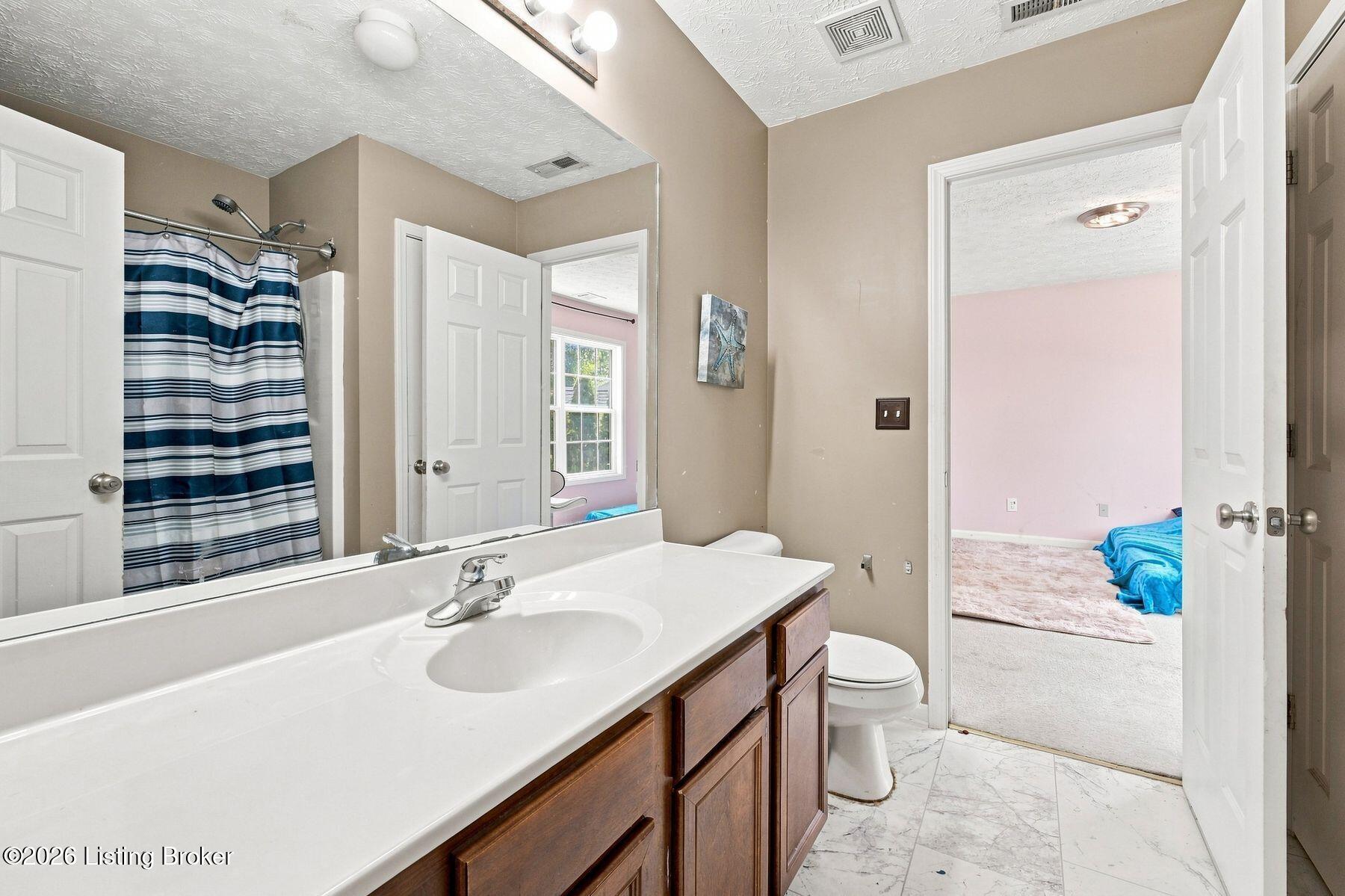 11405 Walnut Farm Pl