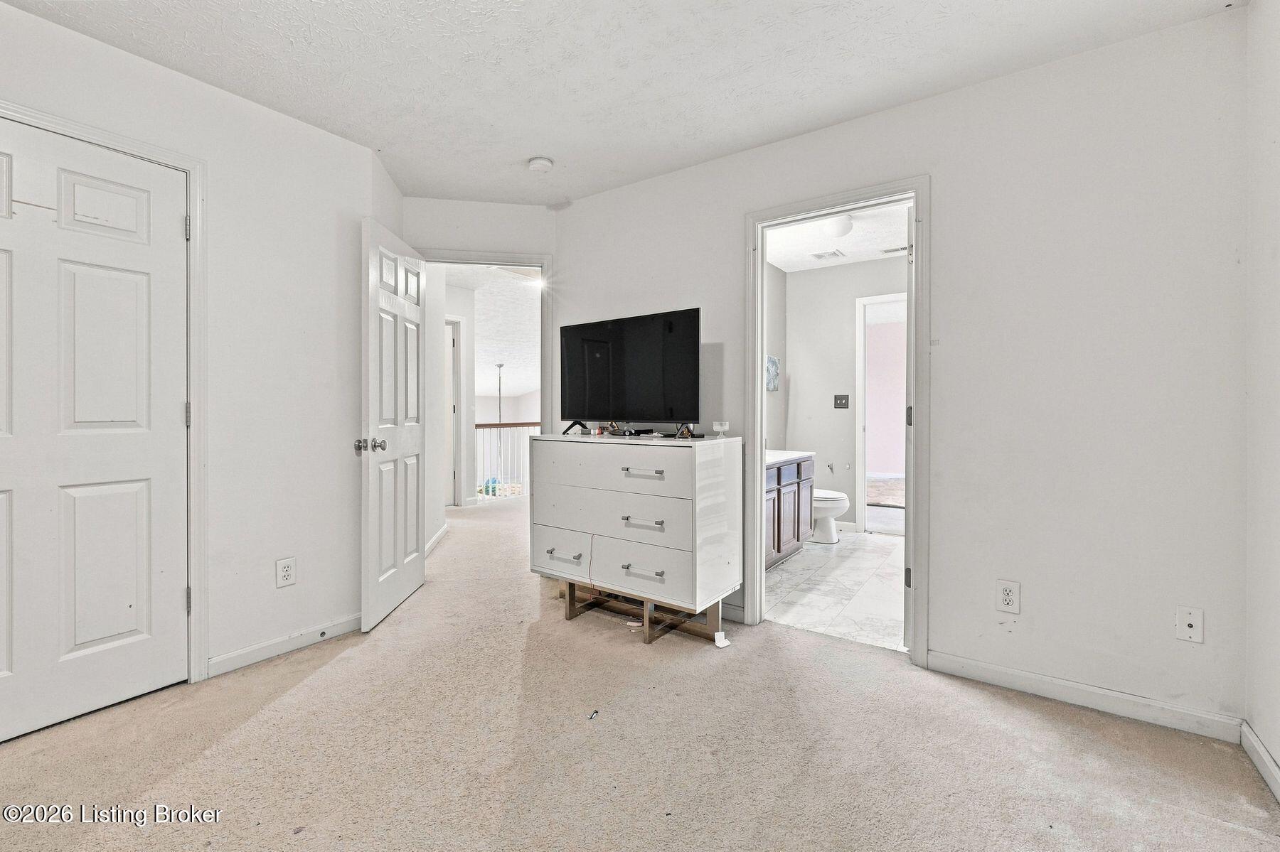 11405 Walnut Farm Pl