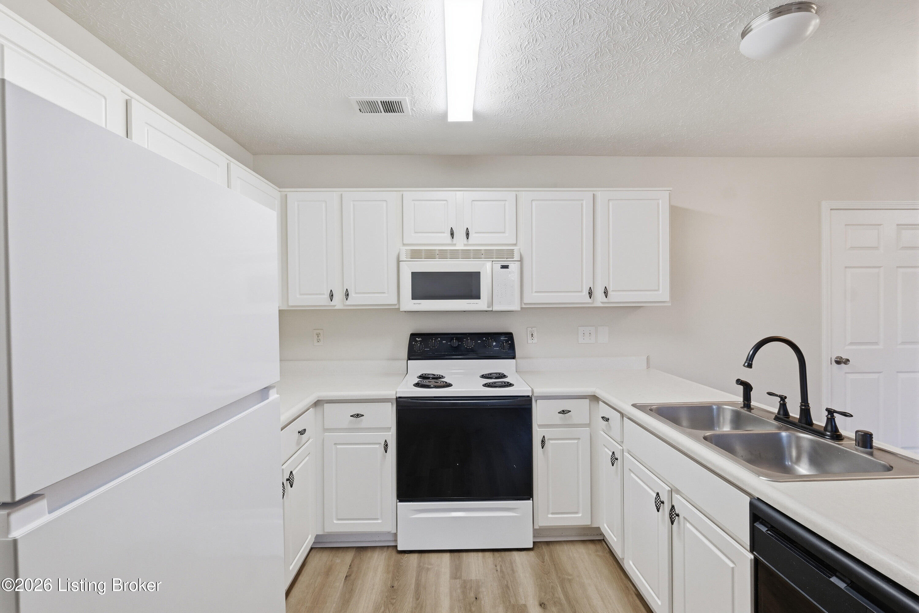 8626 Grand Neptune Dr