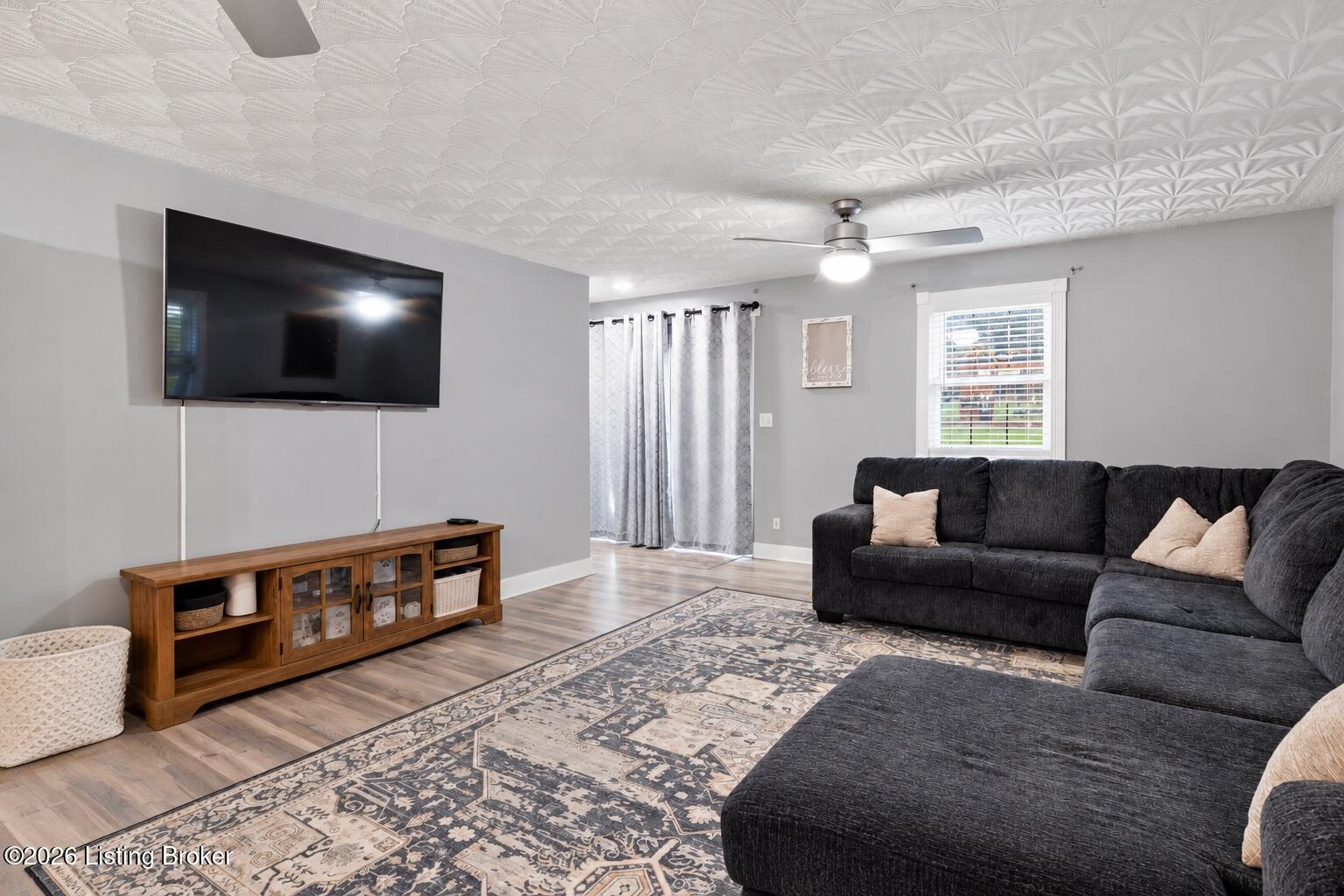 10014 Welch Dr