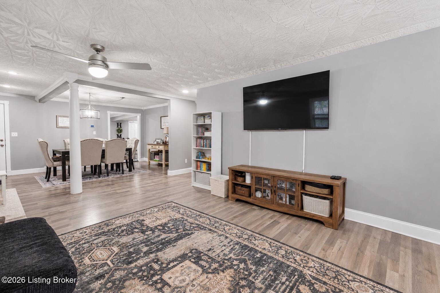 10014 Welch Dr