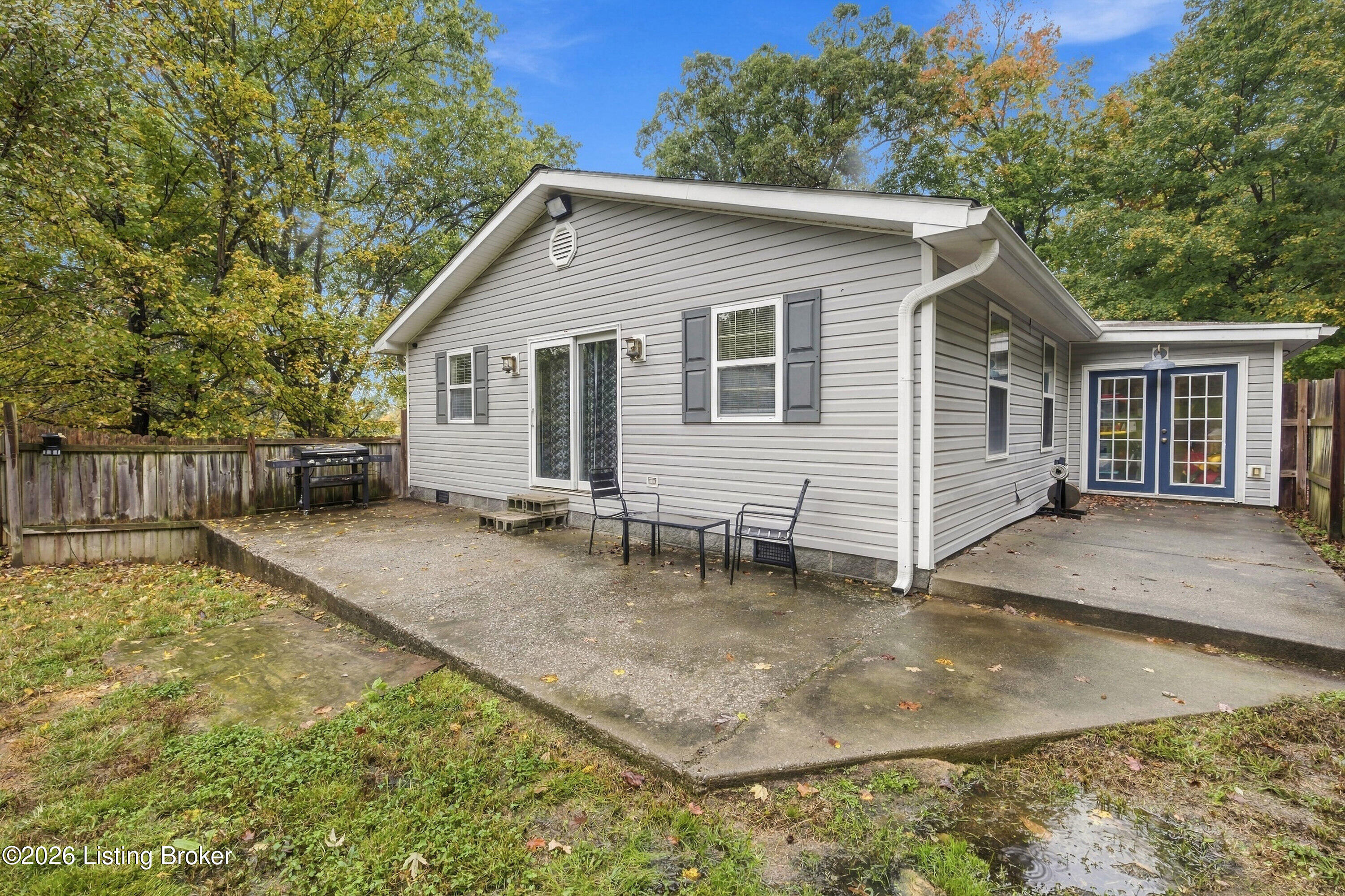 10014 Welch Dr