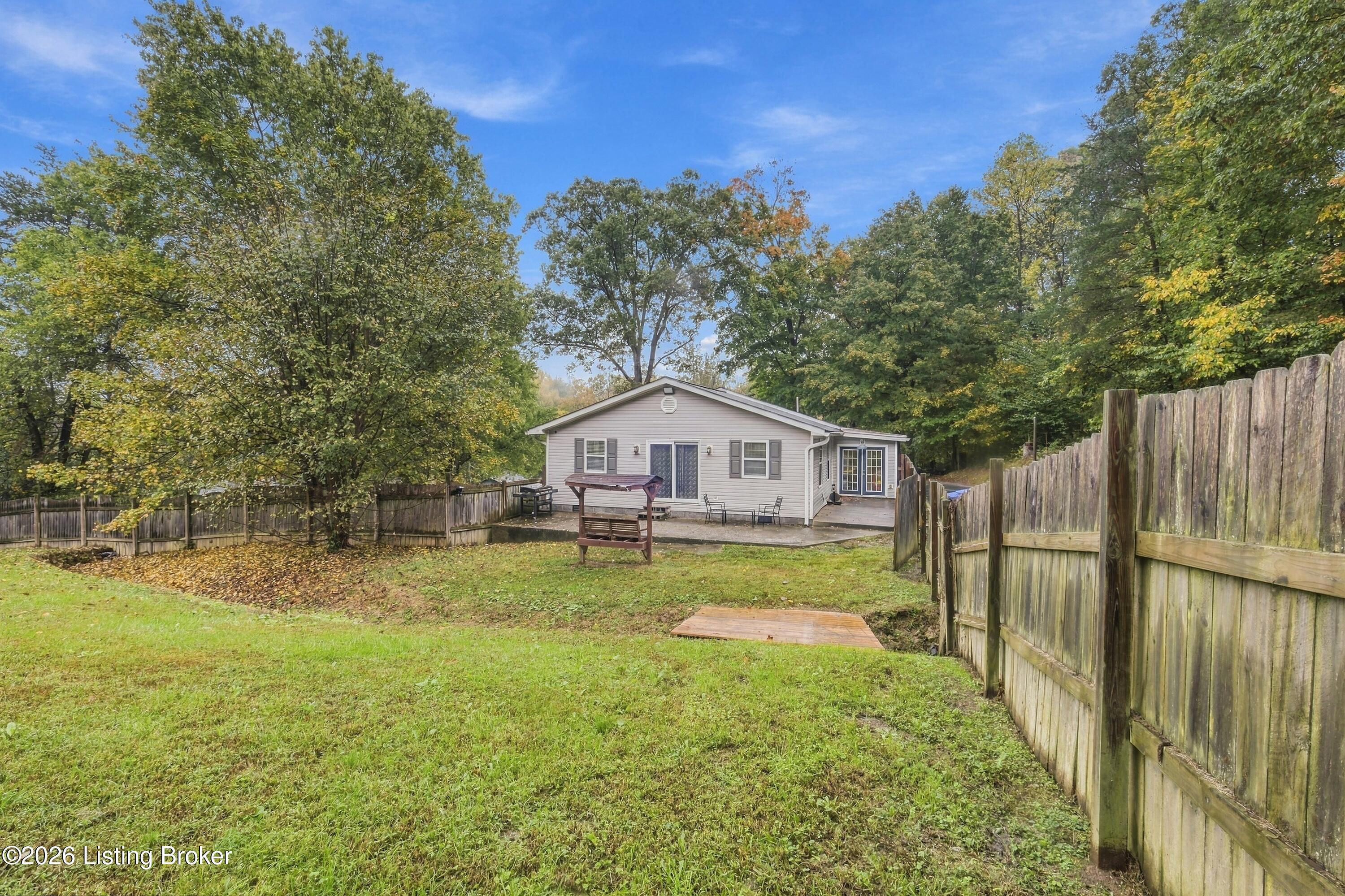 10014 Welch Dr