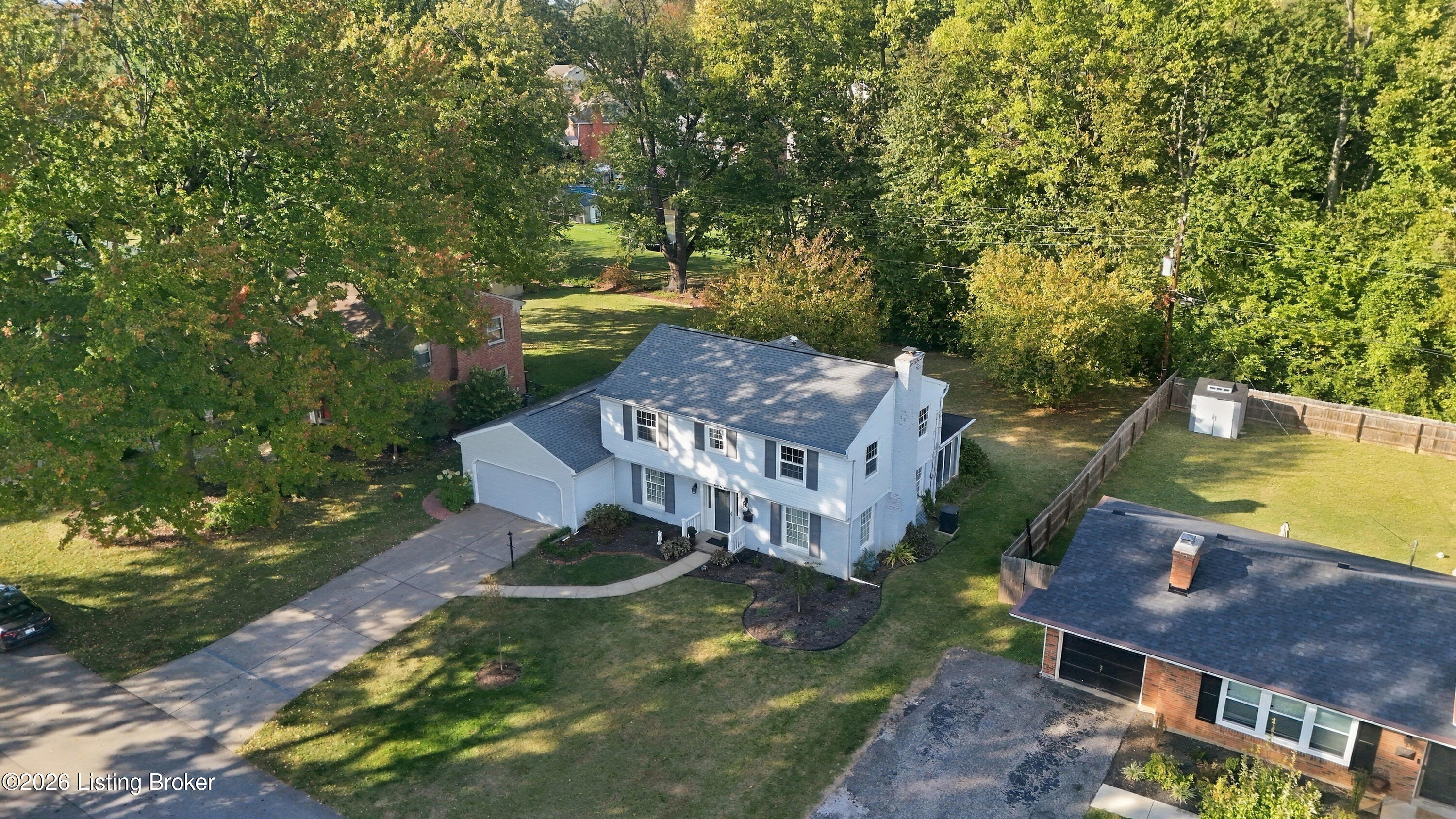 6703 Bedford Ln